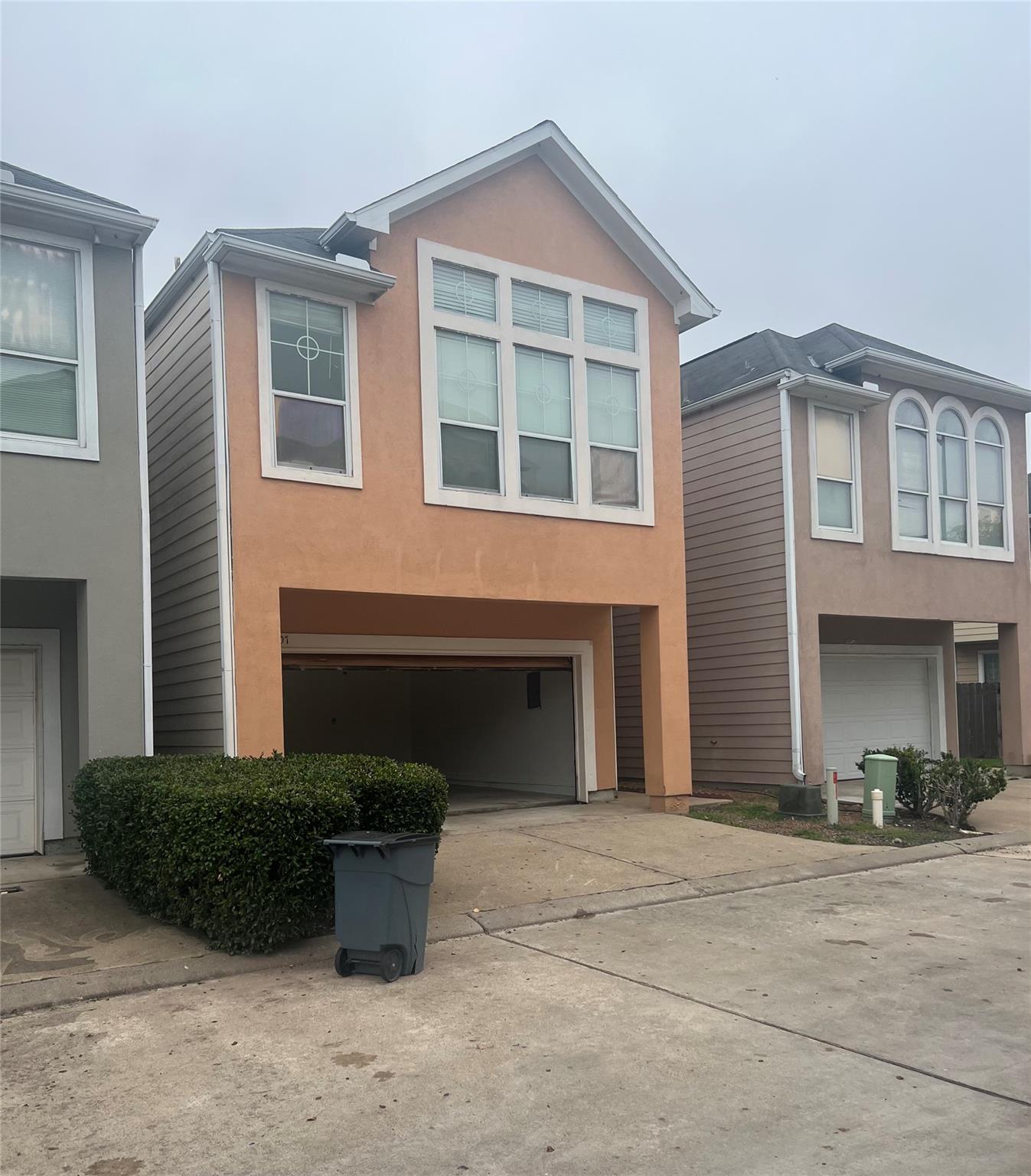 12607 Panther Villa Court, Houston TX 77099 Property Photo 1