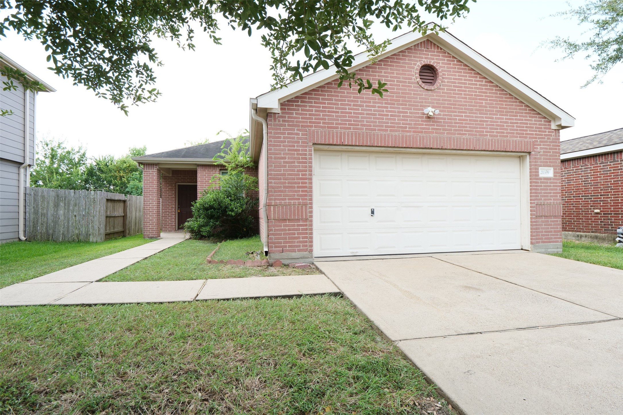21339 Pine Monte Ridge Property Photo 1