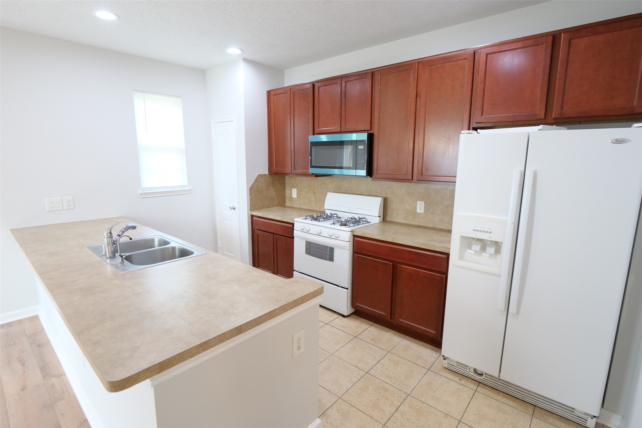 21339 Pine Monte Ridge Property Photo 8