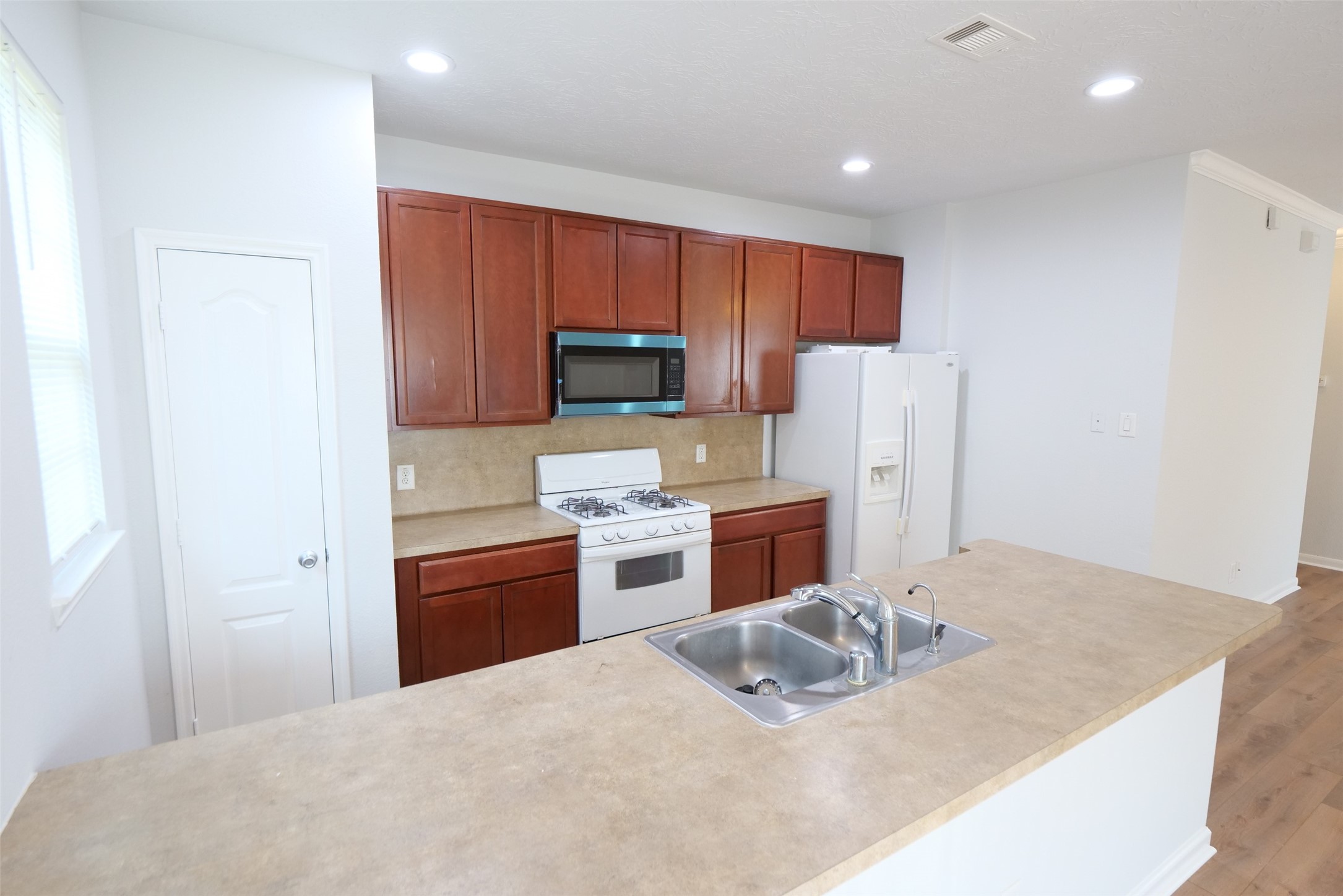 21339 Pine Monte Ridge Property Photo 9