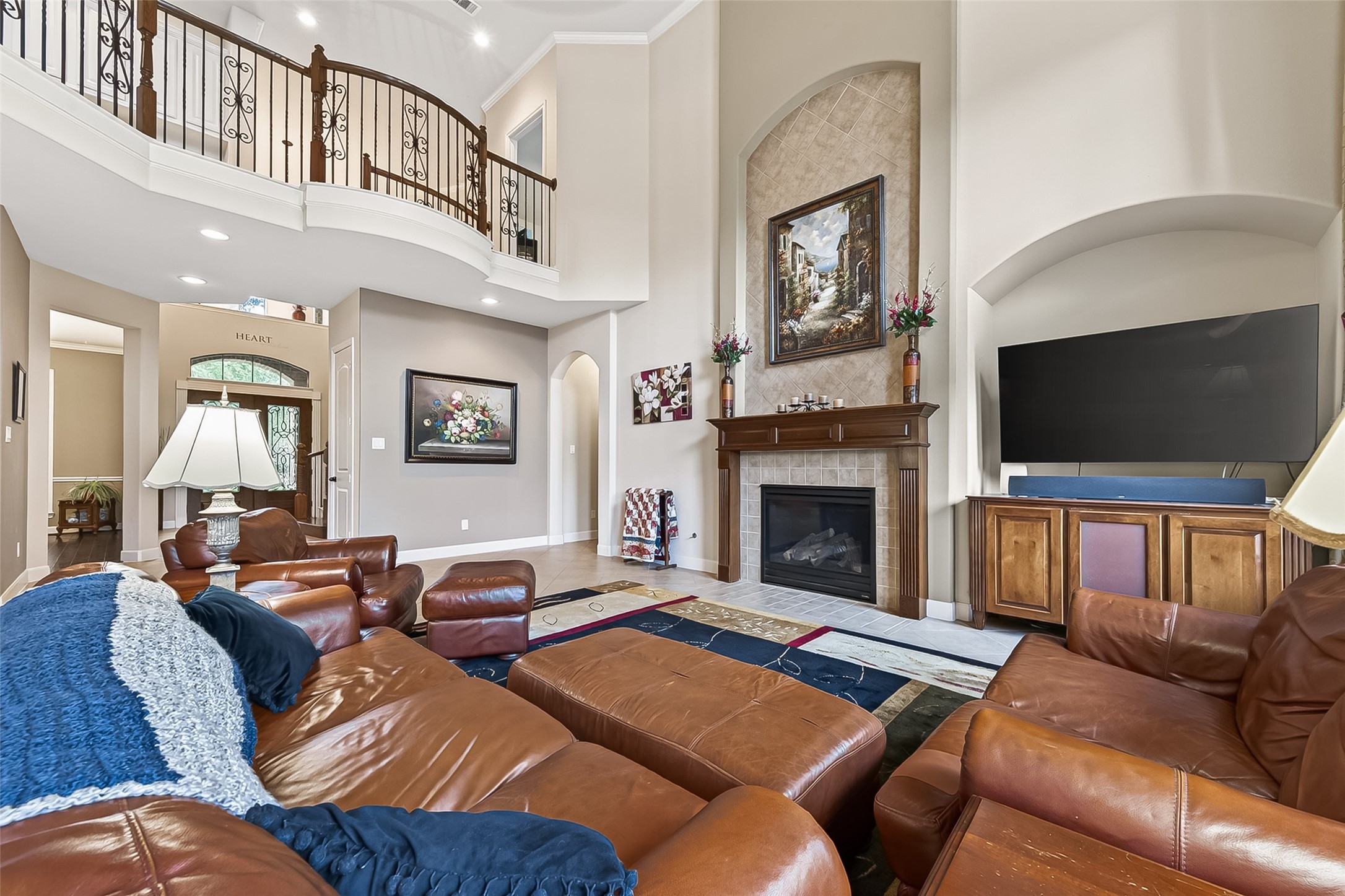 2414 Fairbreeze Drive Property Photo 11