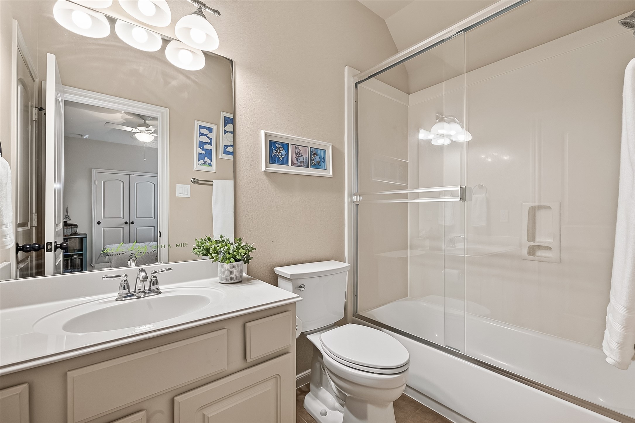 2414 Fairbreeze Drive Property Photo 27