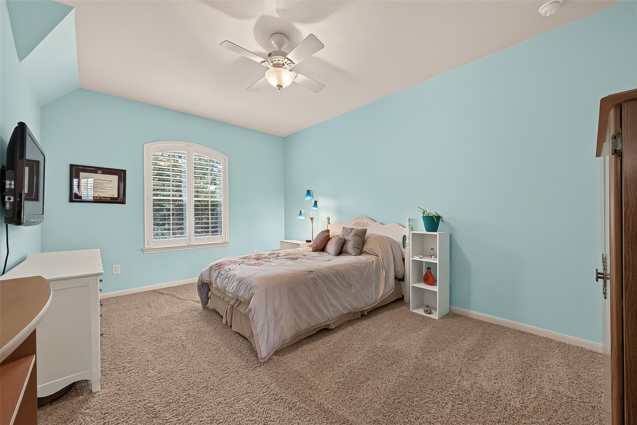 2414 Fairbreeze Drive Property Photo 34