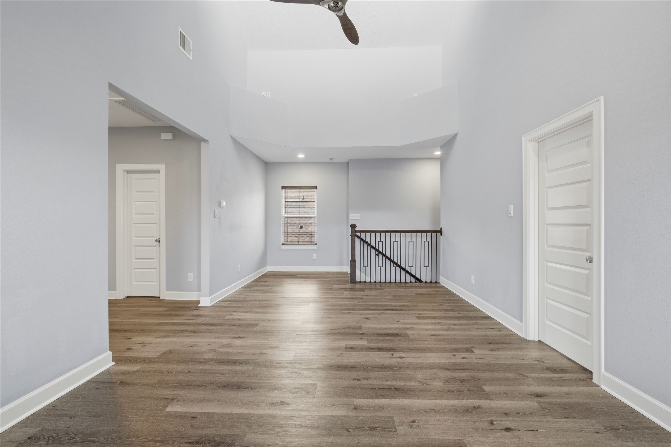 8419 Observatory Street Property Photo 13
