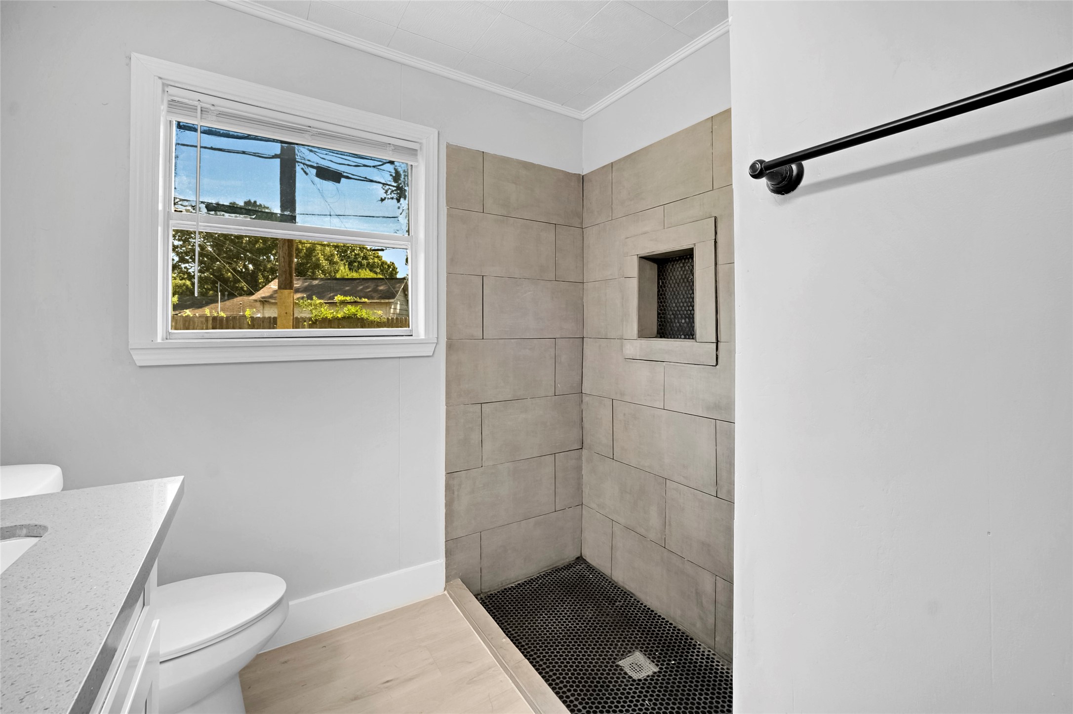 1308 Susan Street Property Photo 16