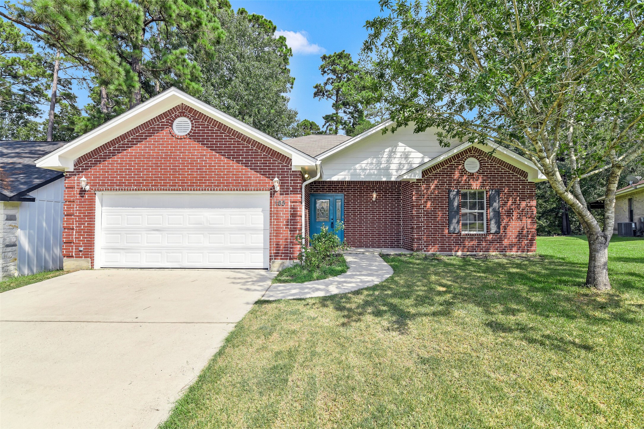 165 Magnolia Bend Lane Property Photo 1