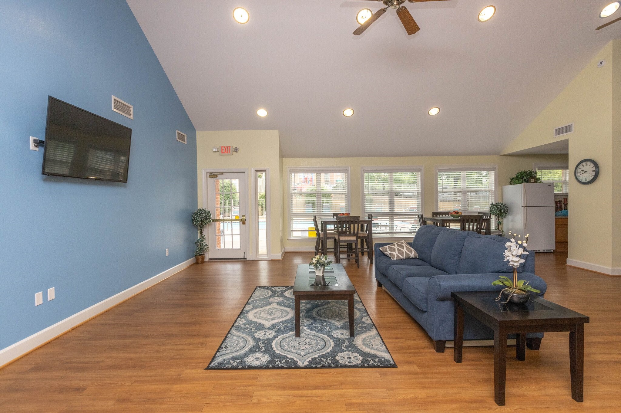 20 Frontier Ridge Ct Property Photo 7
