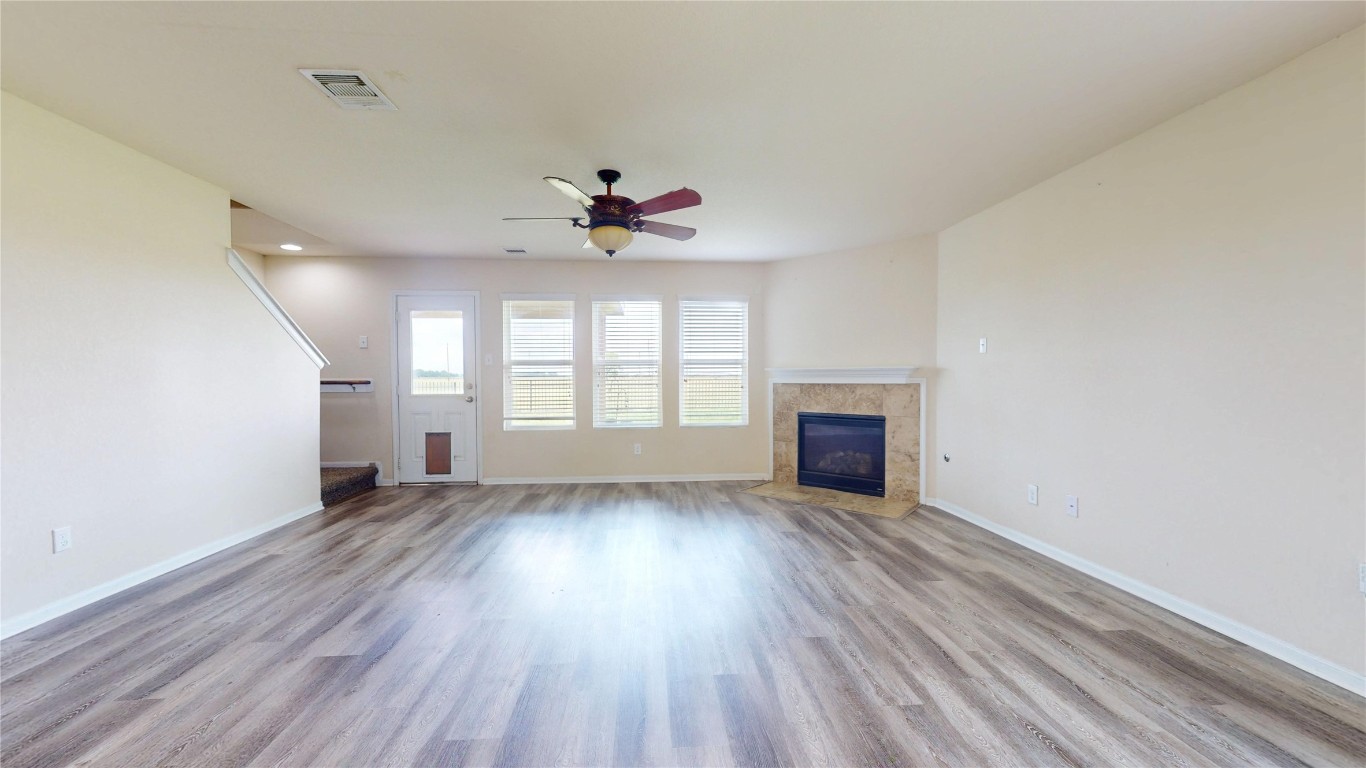 2102 Red Cedar Trail Property Photo 9