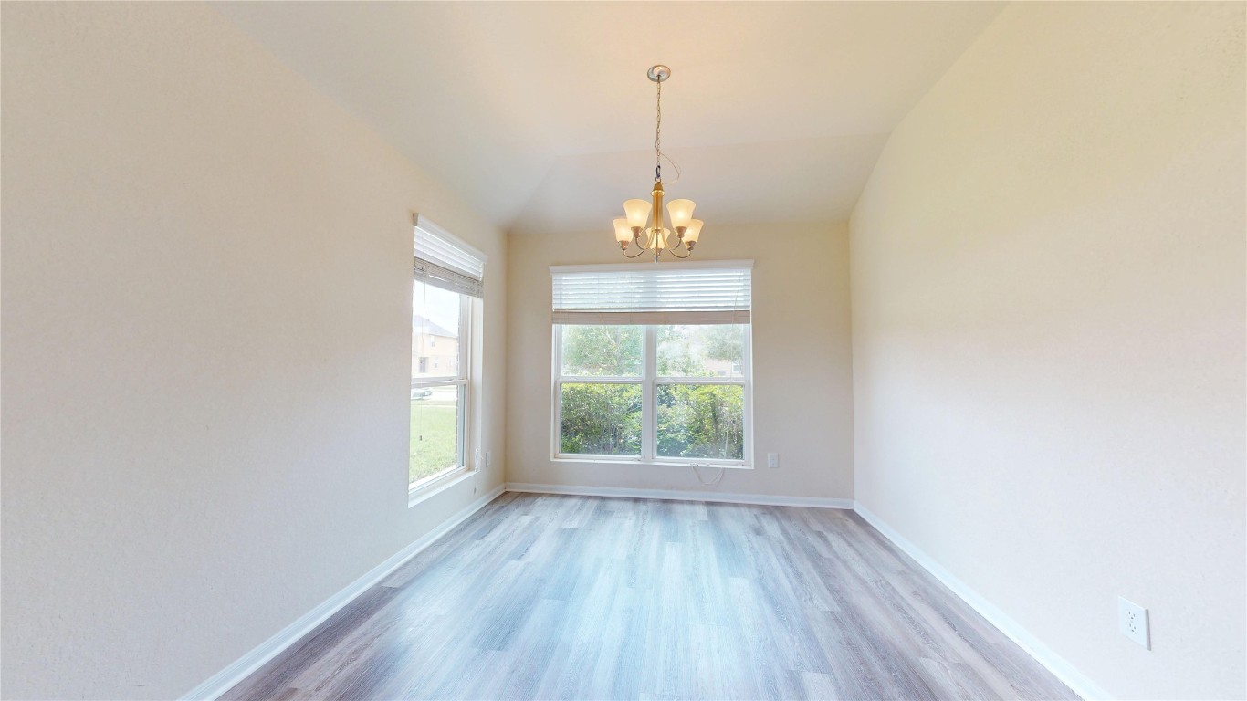 2102 Red Cedar Trail Property Photo 15