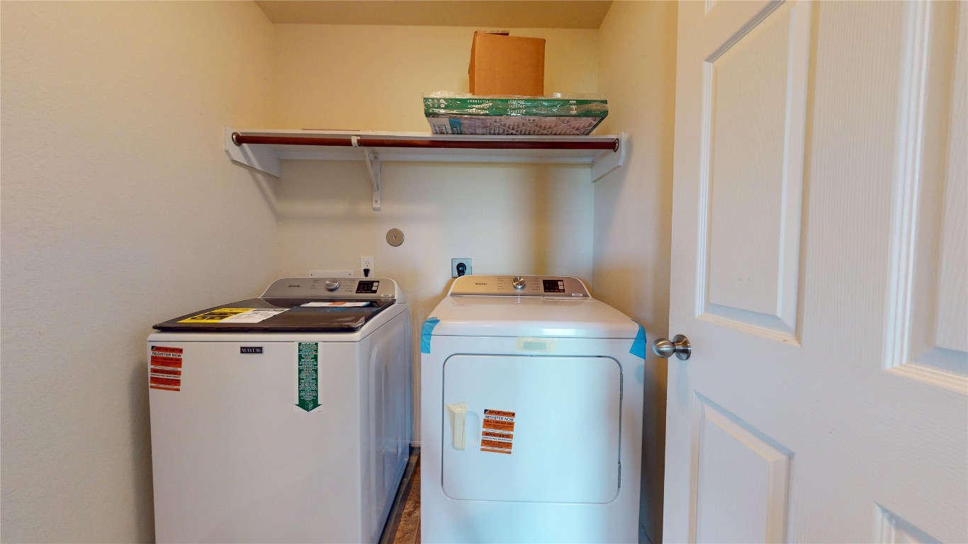 2102 Red Cedar Trail Property Photo 26