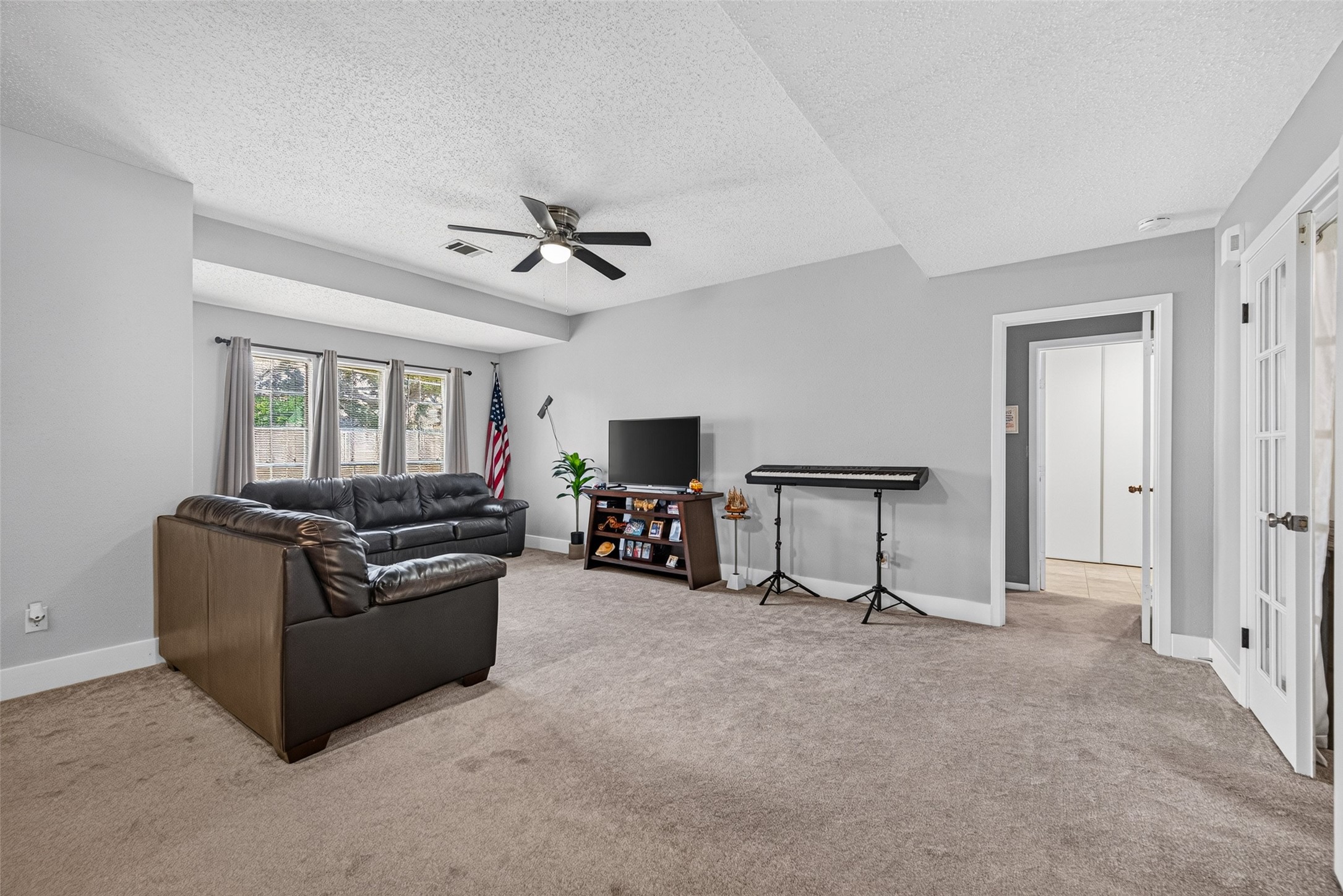 10514 Saddlehorn Trail Property Photo 5