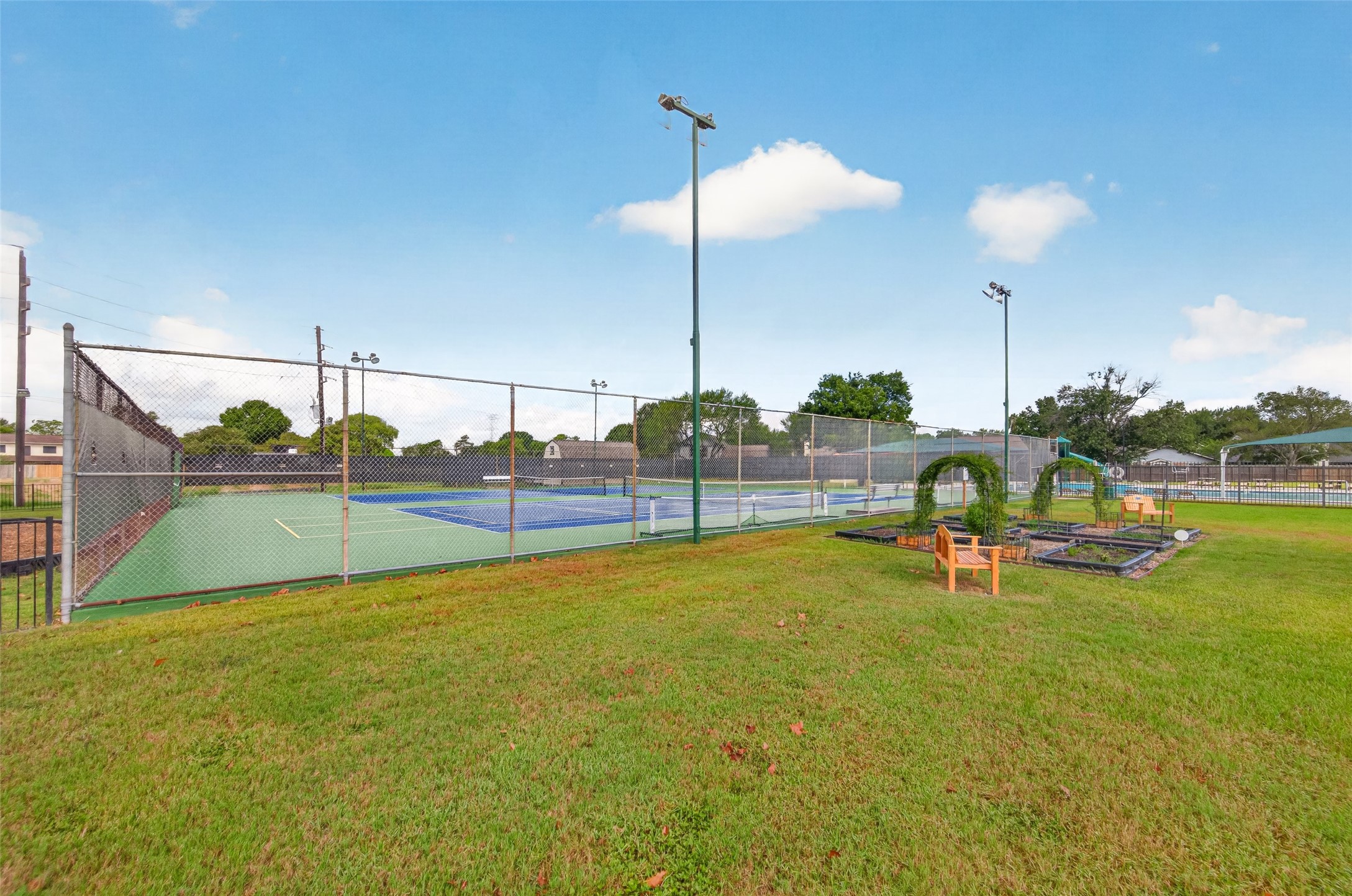 10514 Saddlehorn Trail Property Photo 44