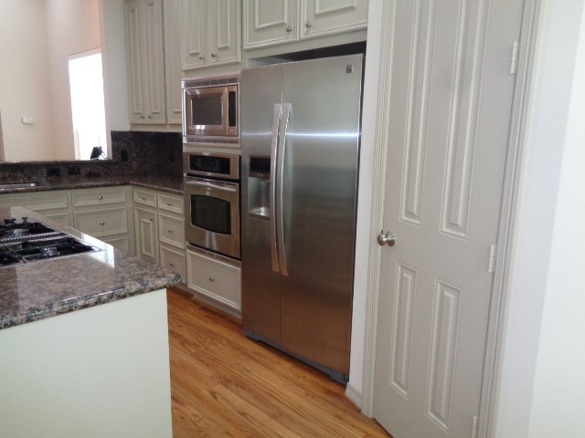 408 Reinerman Street Property Photo 9