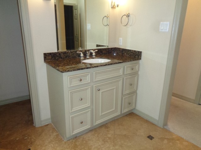 408 Reinerman Street Property Photo 26