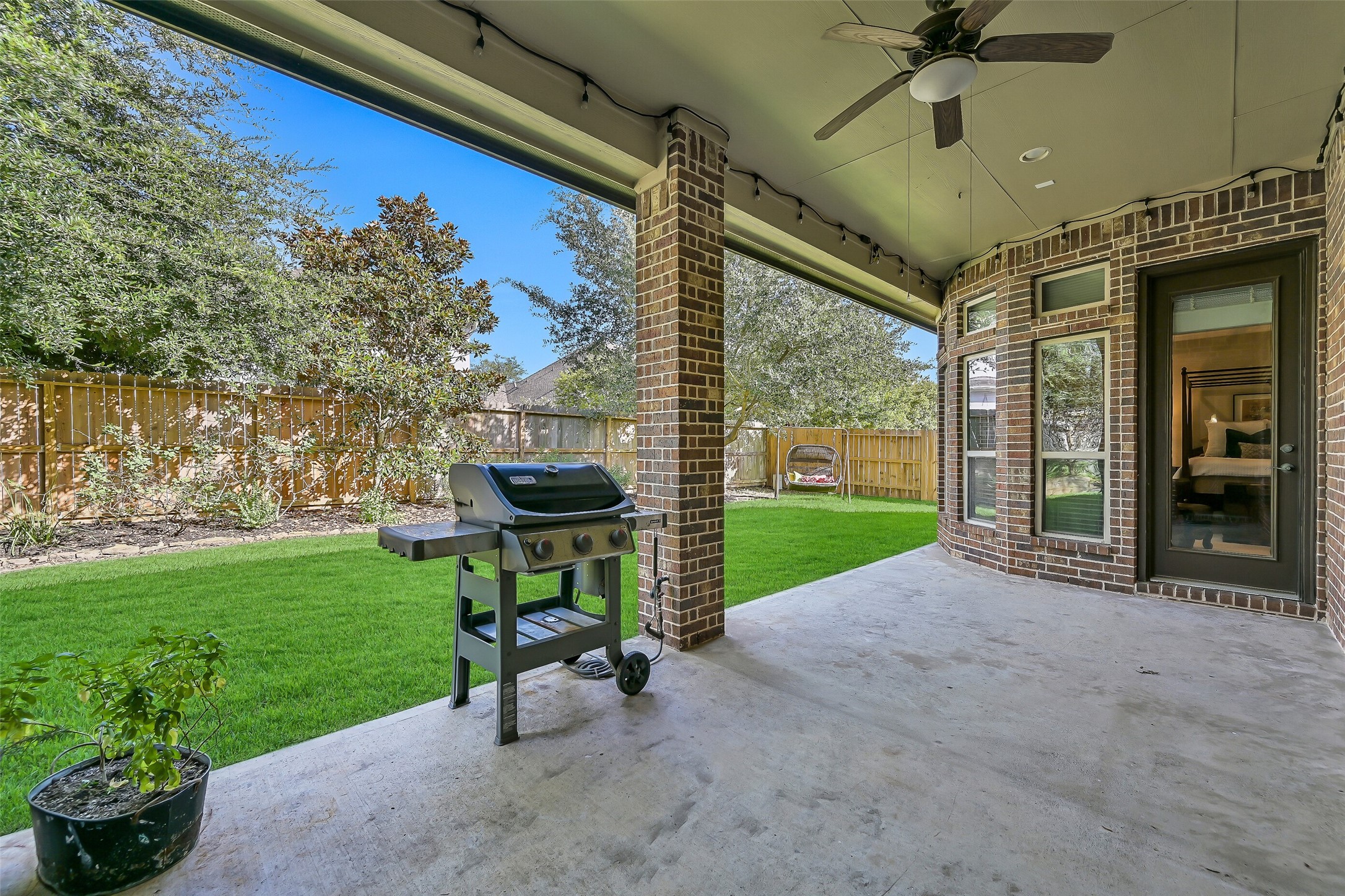 1017 Bolivar Point Lane Property Photo 32