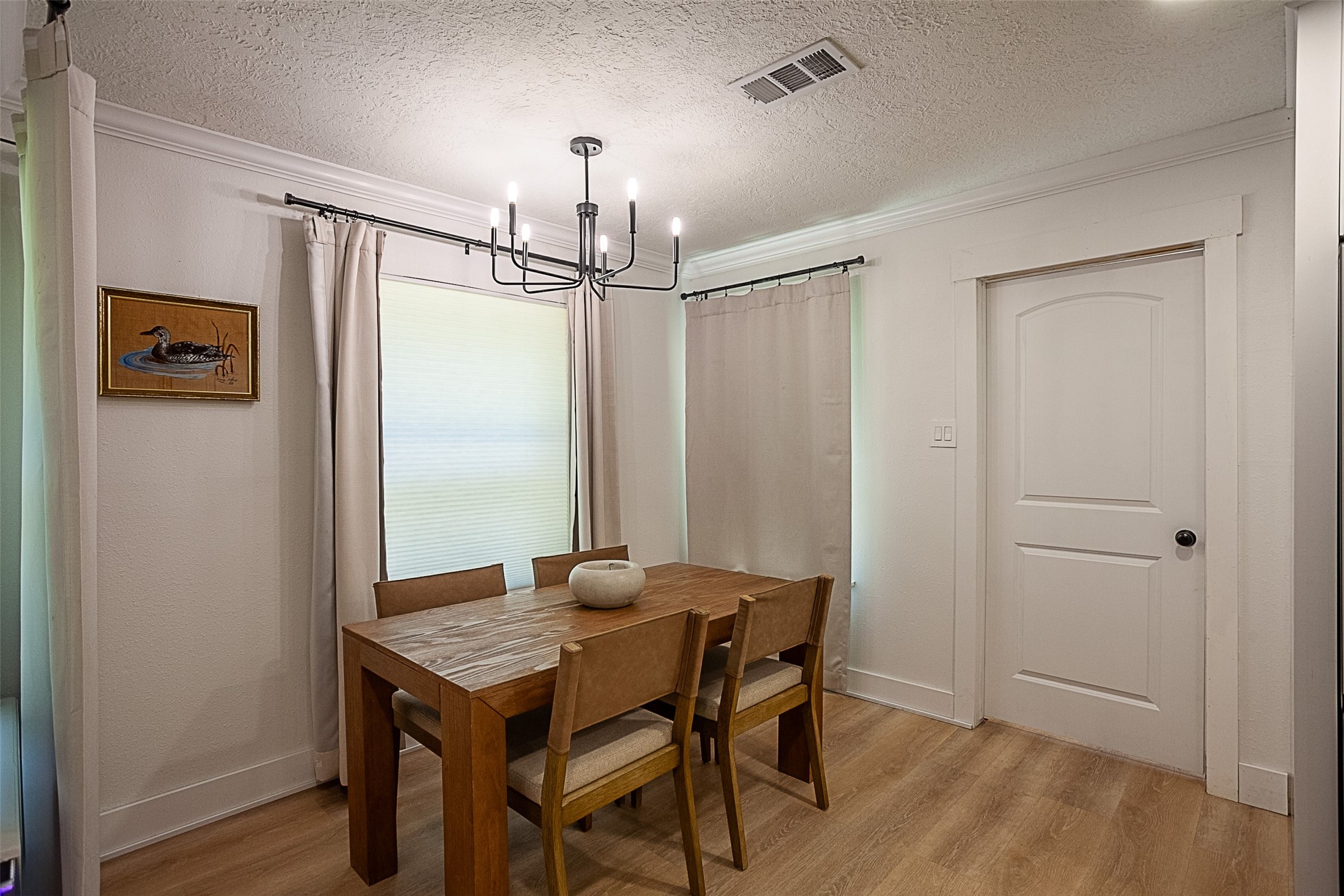200 Jena Lane Property Photo 8