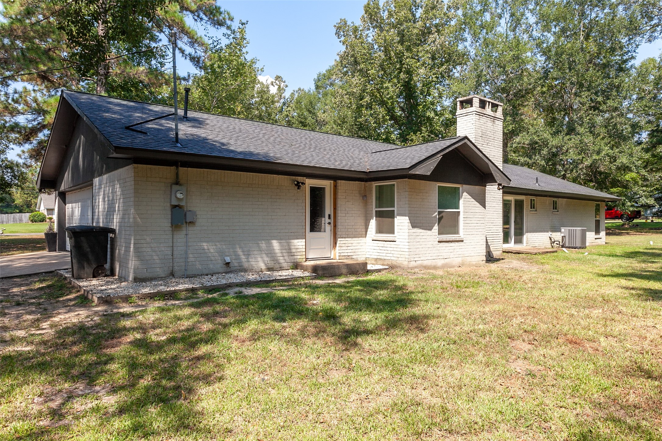 200 Jena Lane Property Photo 23