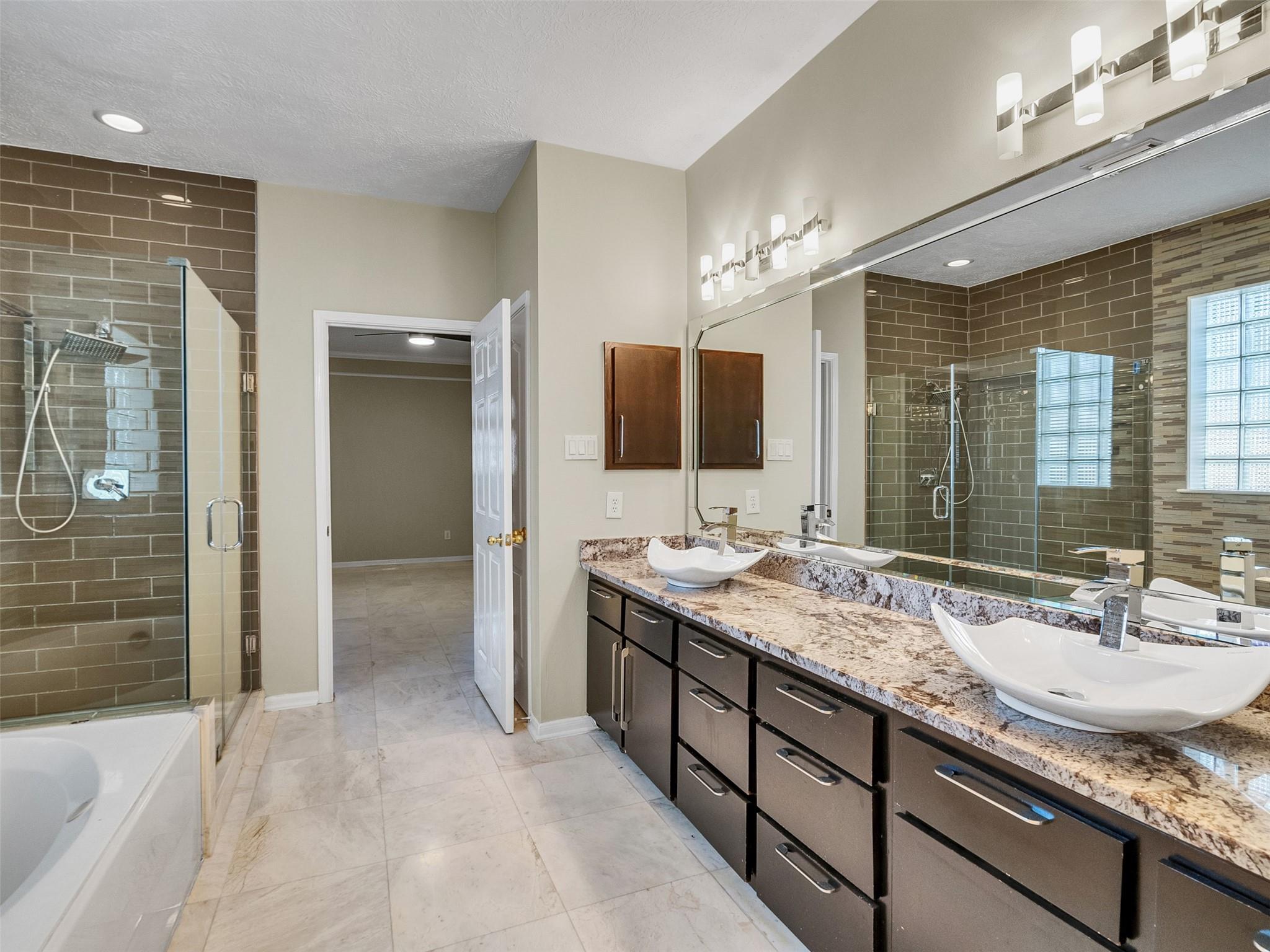 4414 Santee Drive, Baytown Tx 77521 Property Photo 24