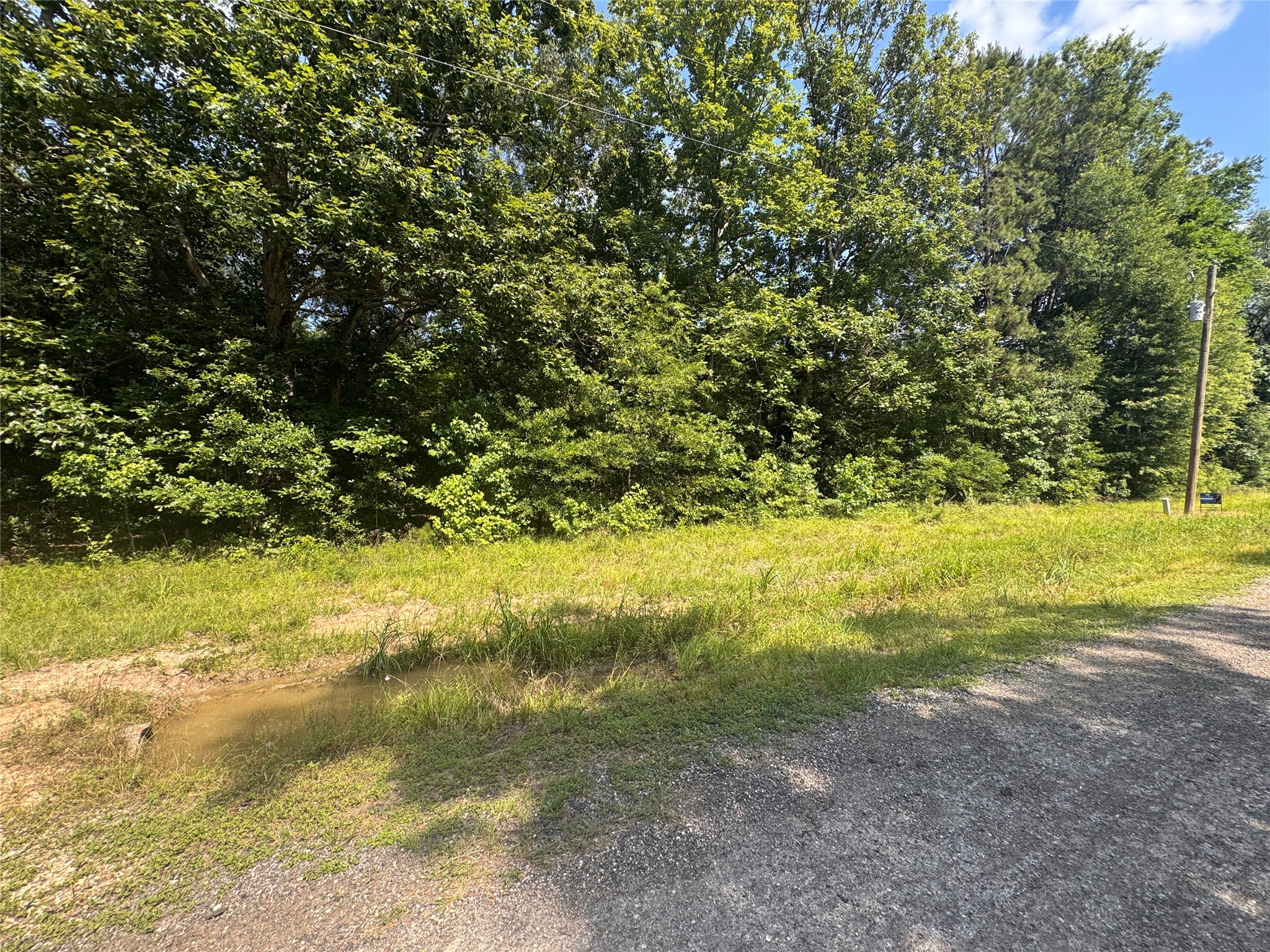 940 County Road 2147 Property Photo 1