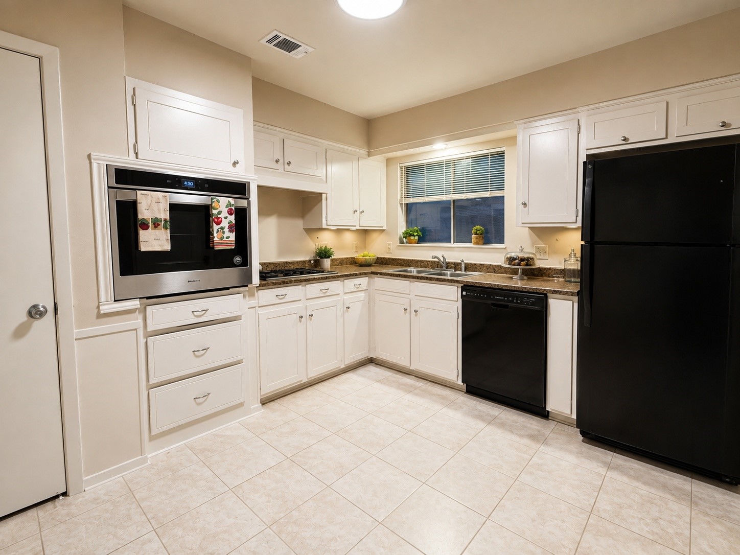 5810 Fairdale Lane Property Photo 4