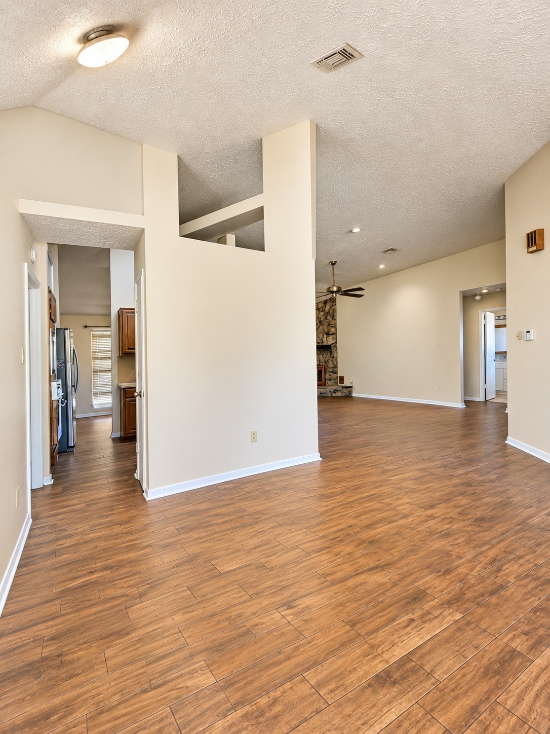 16802 Carbridge Drive Property Photo 10