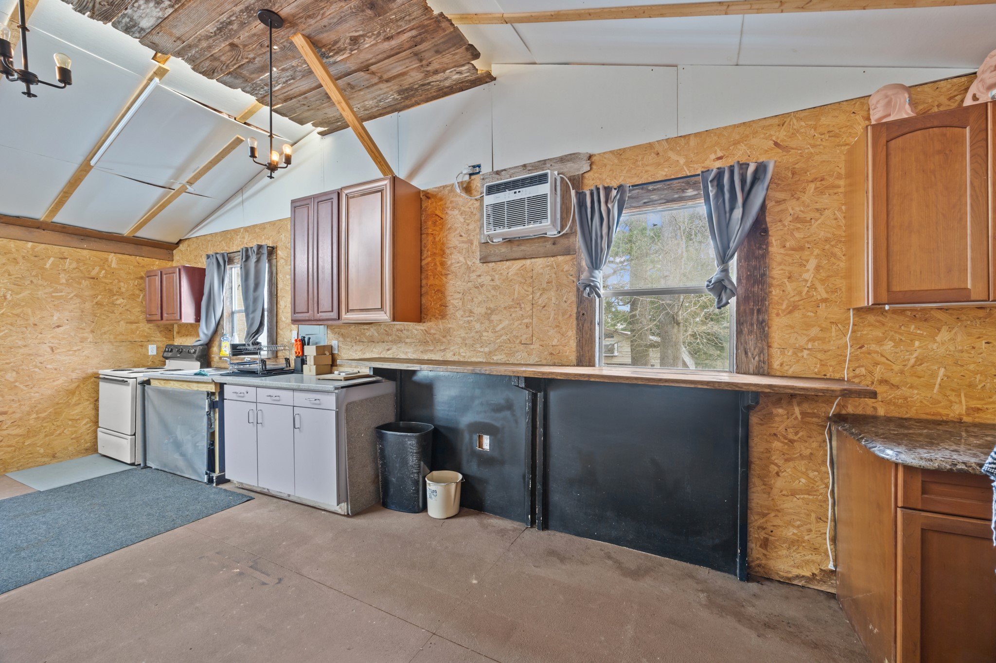 239 River View Drive Property Photo 7