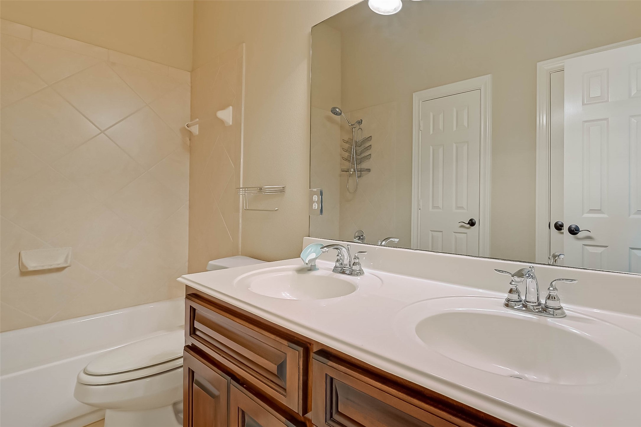 5422 Linden Rose Lane Property Photo 28