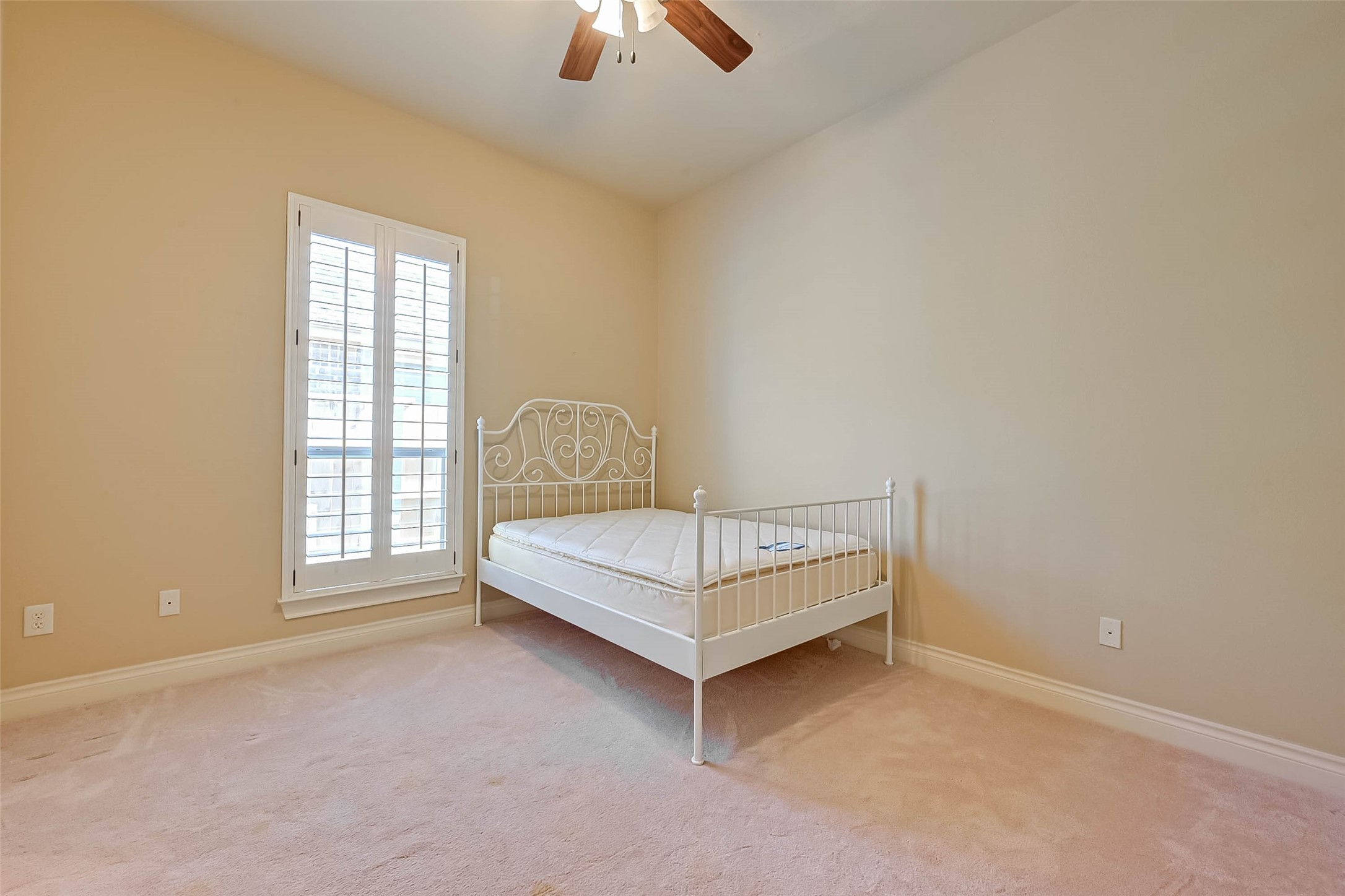 5422 Linden Rose Lane Property Photo 29