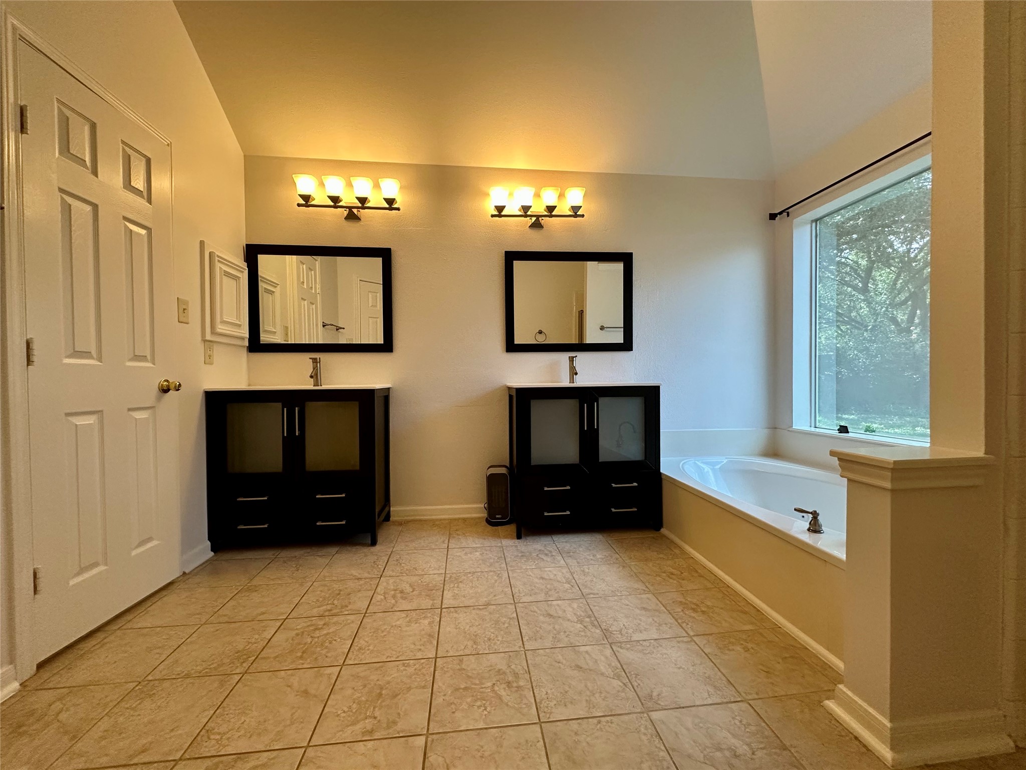 1318 Cedar Terrace Court Property Photo 16