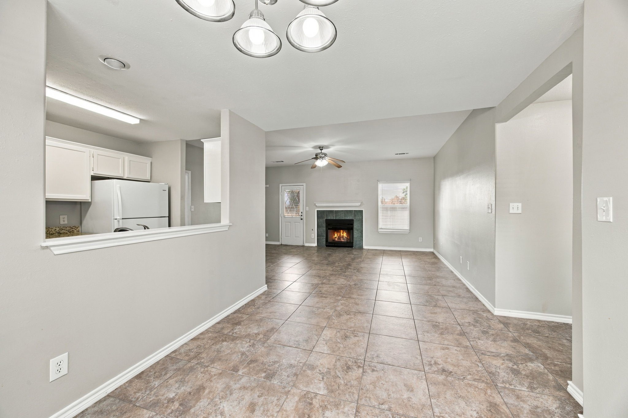 23619 Summer Pine Drive Property Photo 6
