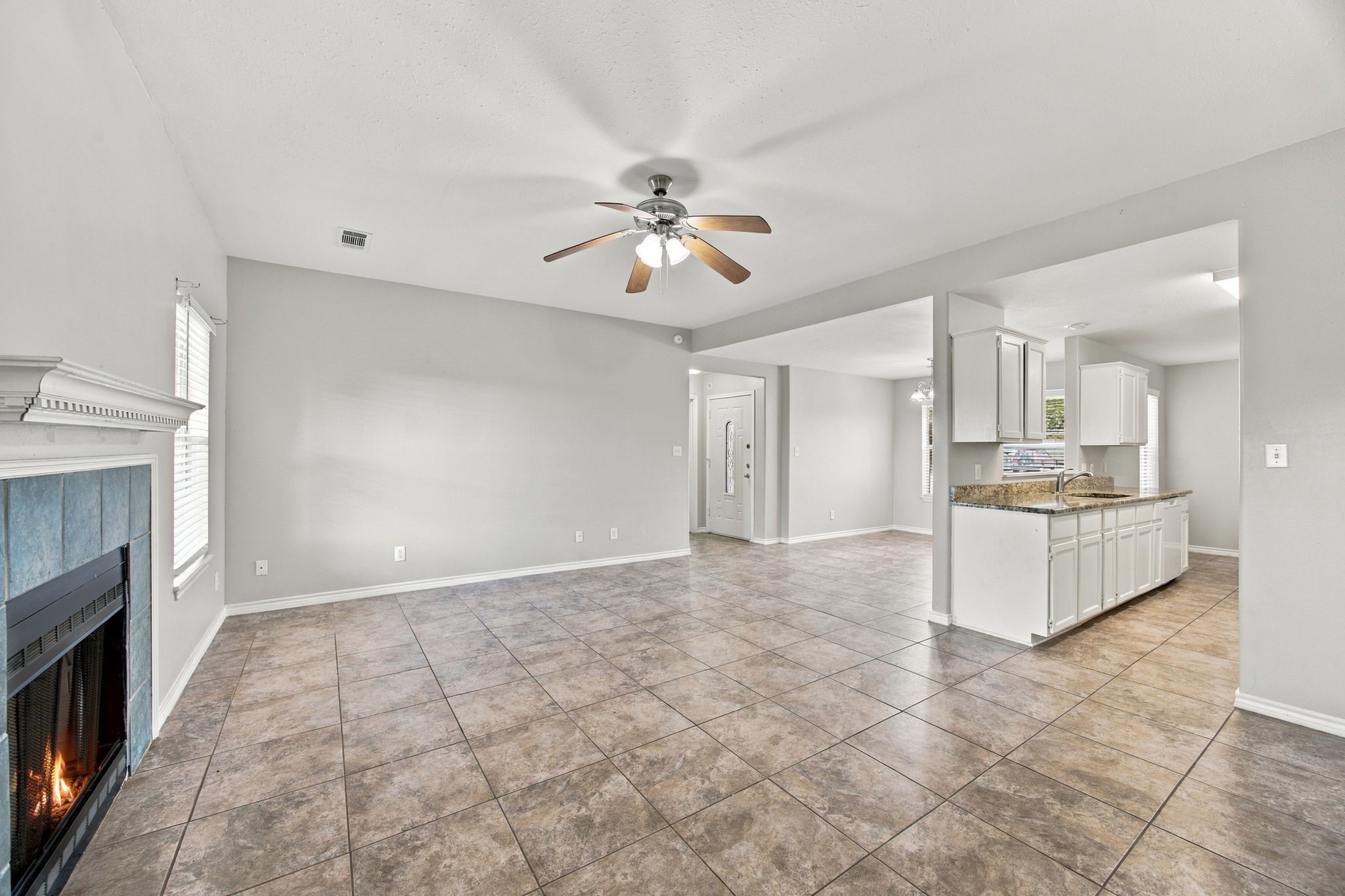 23619 Summer Pine Drive Property Photo 8