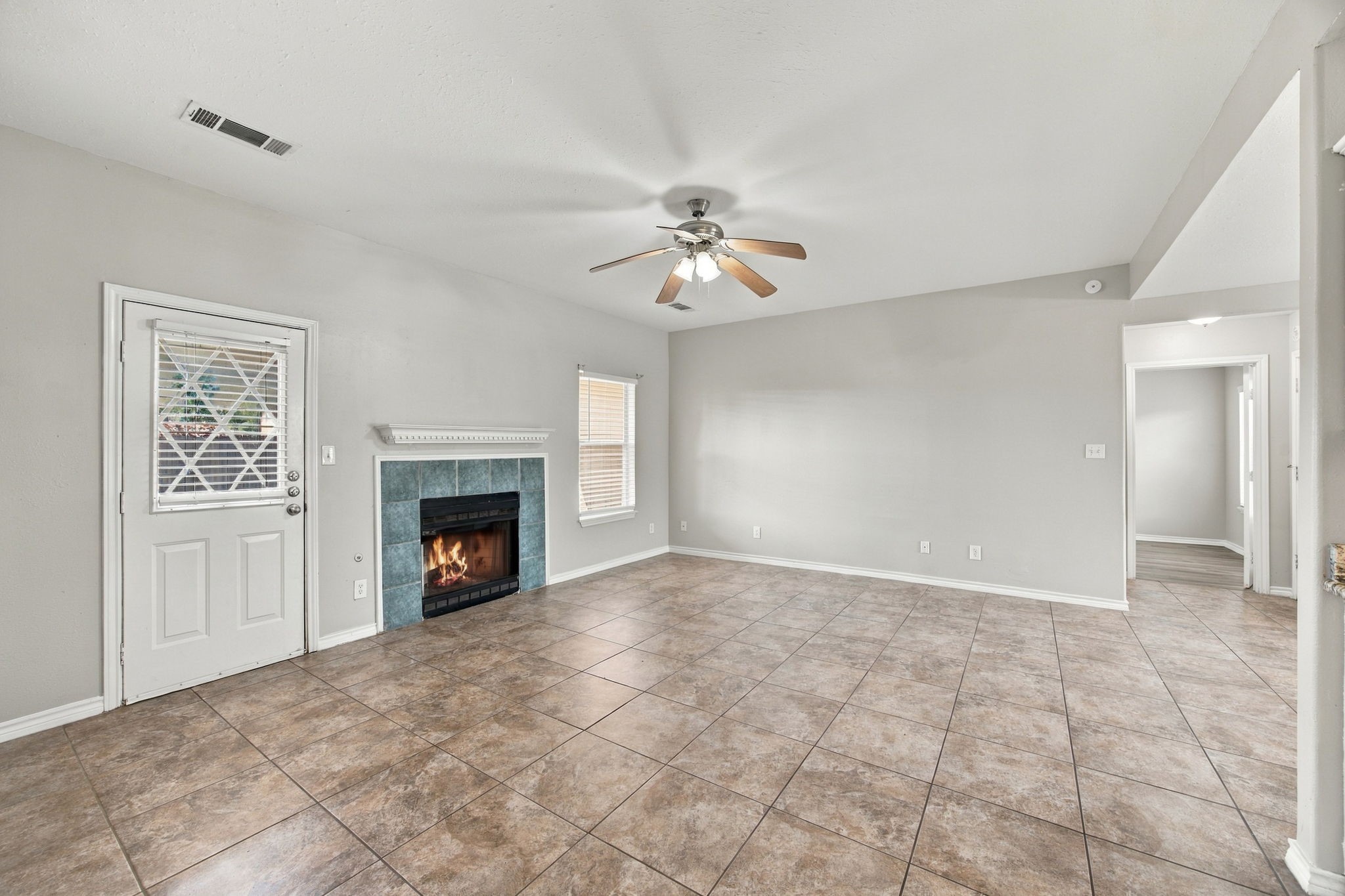 23619 Summer Pine Drive Property Photo 9