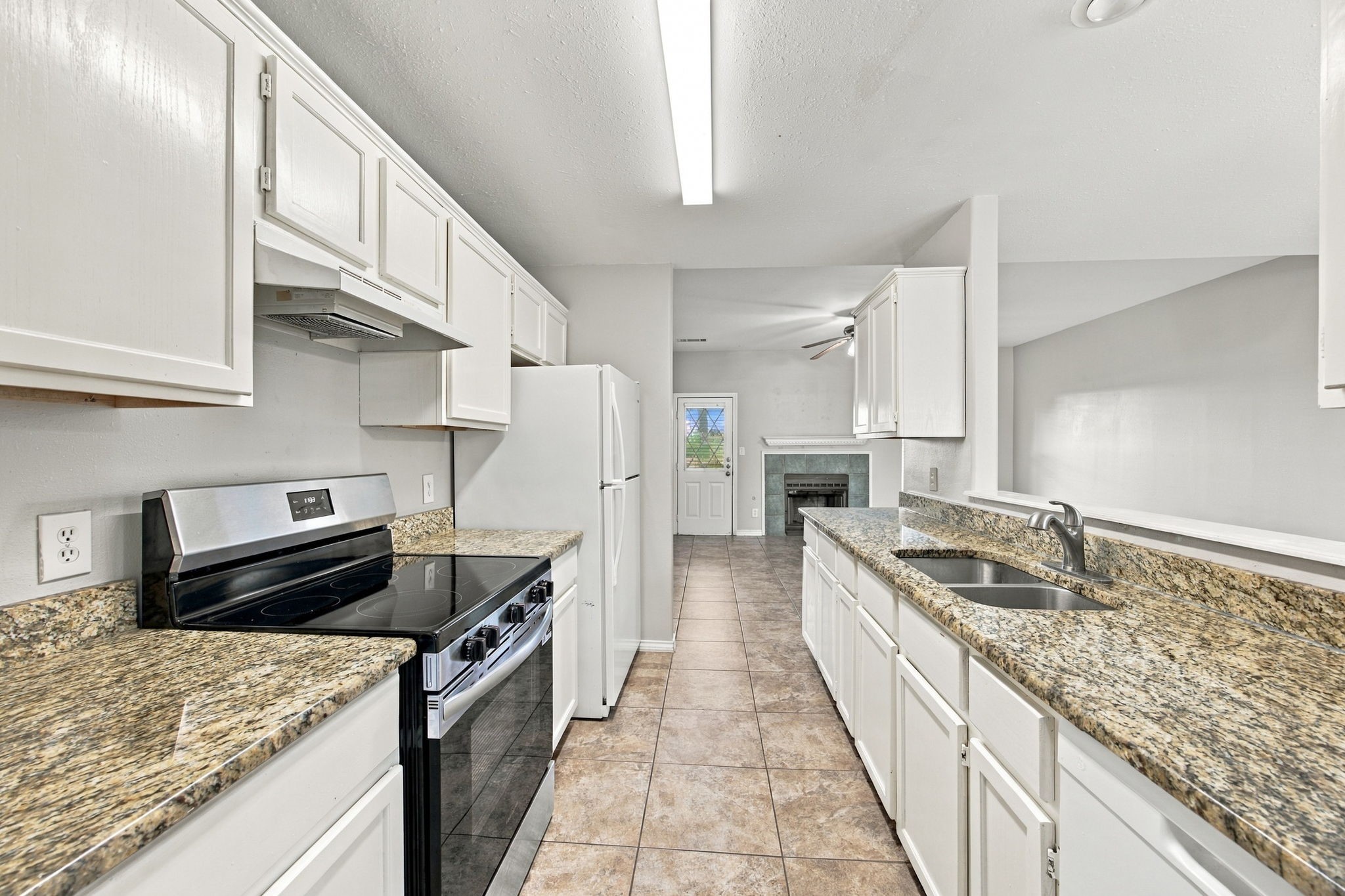 23619 Summer Pine Drive Property Photo 11