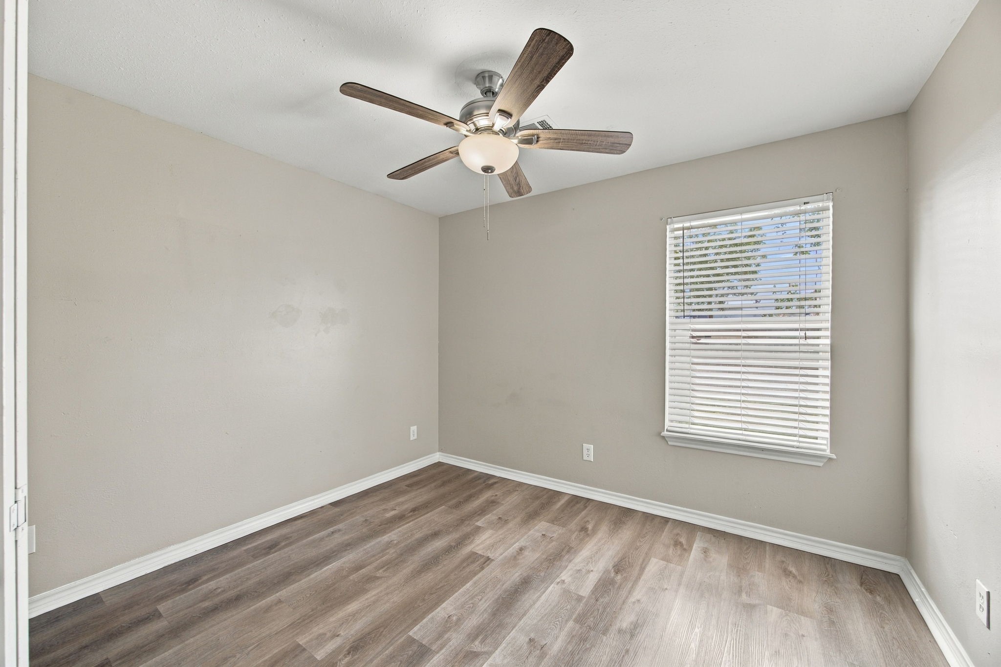23619 Summer Pine Drive Property Photo 20
