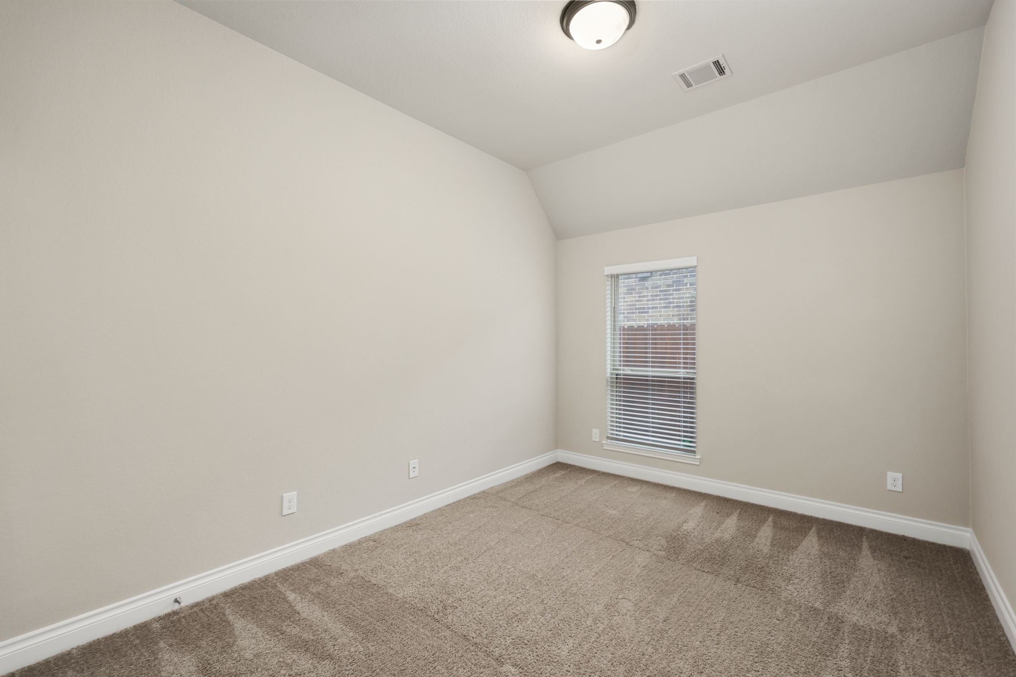 5615 Alexan Crest Drive Property Photo 10