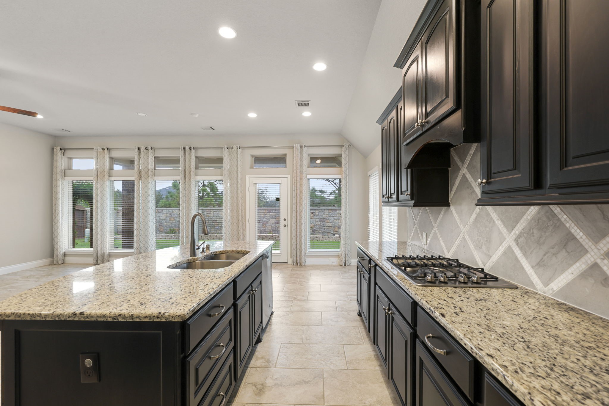 5615 Alexan Crest Drive Property Photo 16