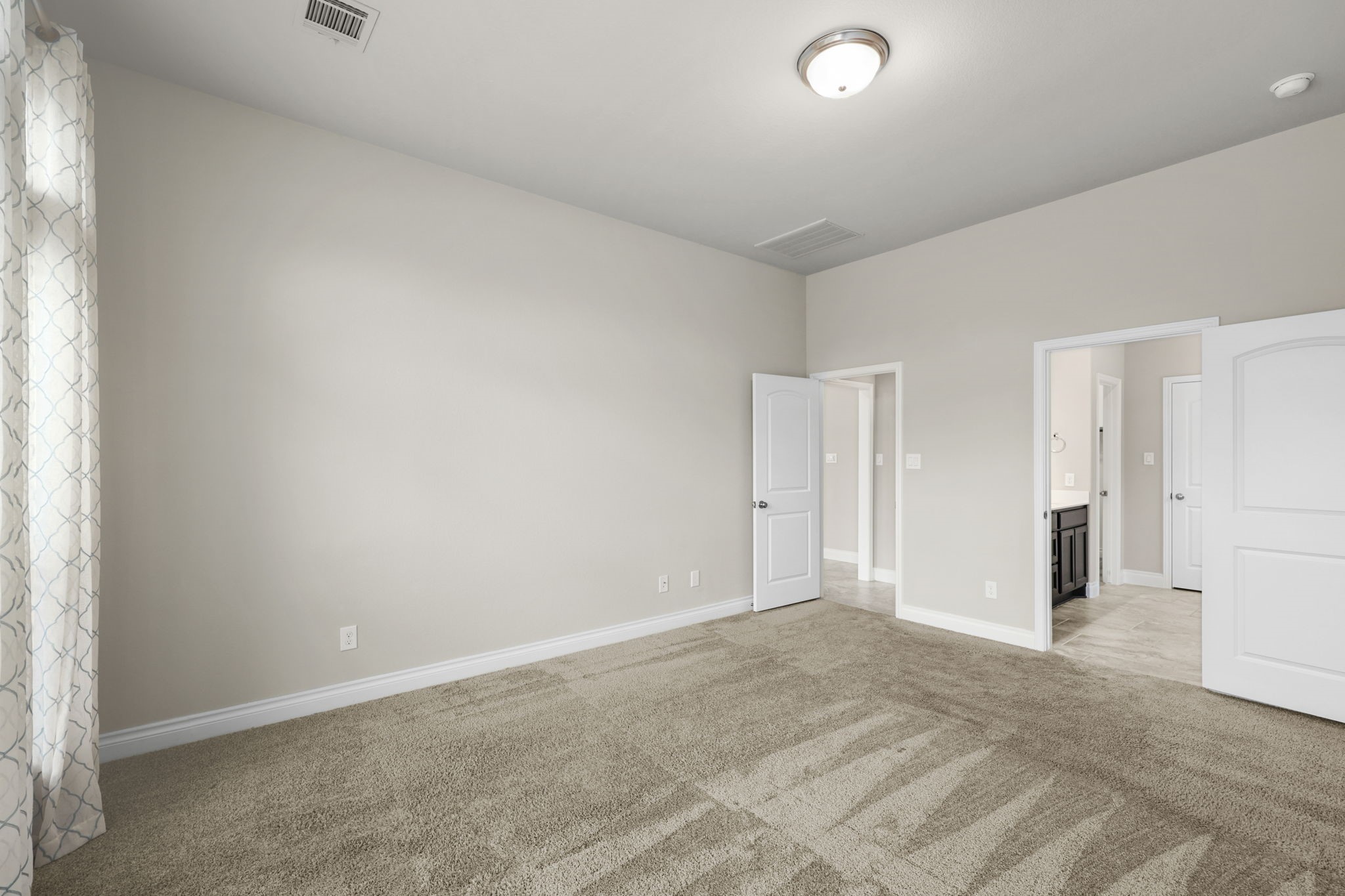 5615 Alexan Crest Drive Property Photo 22