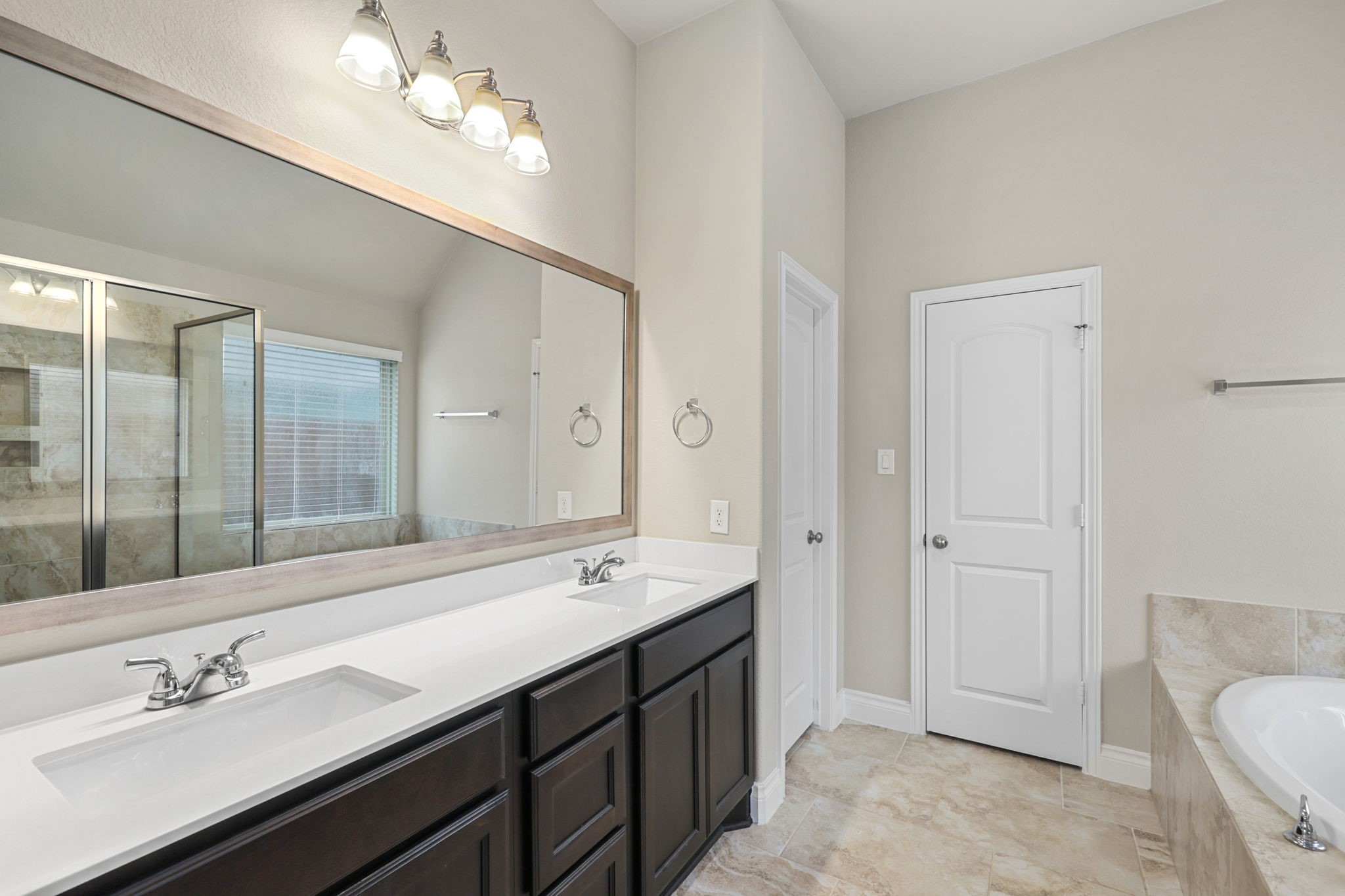 5615 Alexan Crest Drive Property Photo 23