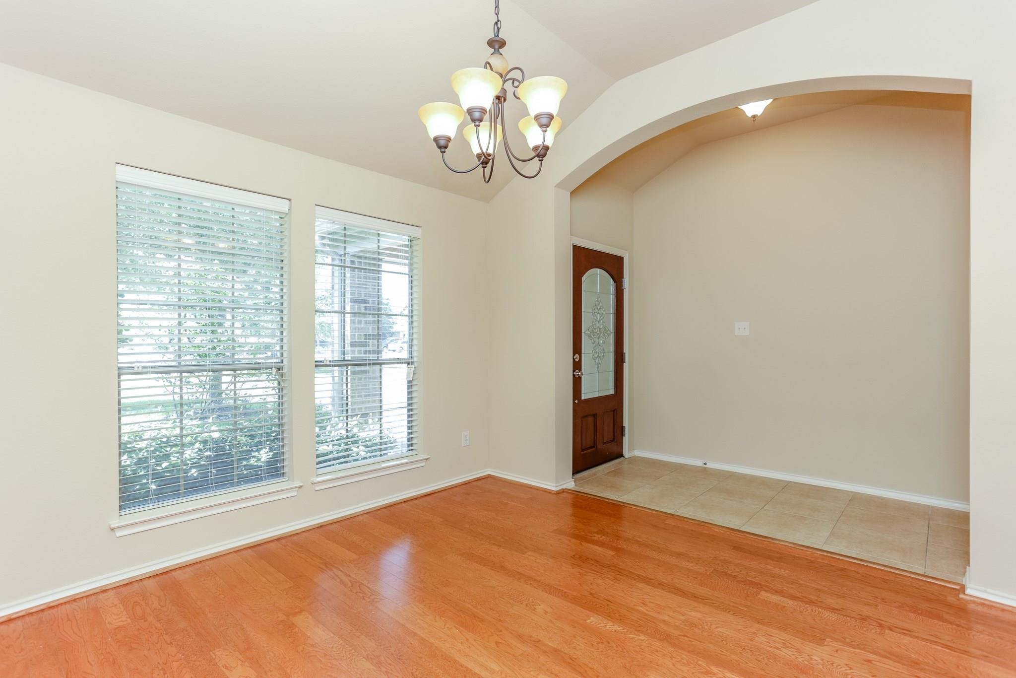 20214 Broad Run Lane Property Photo 3