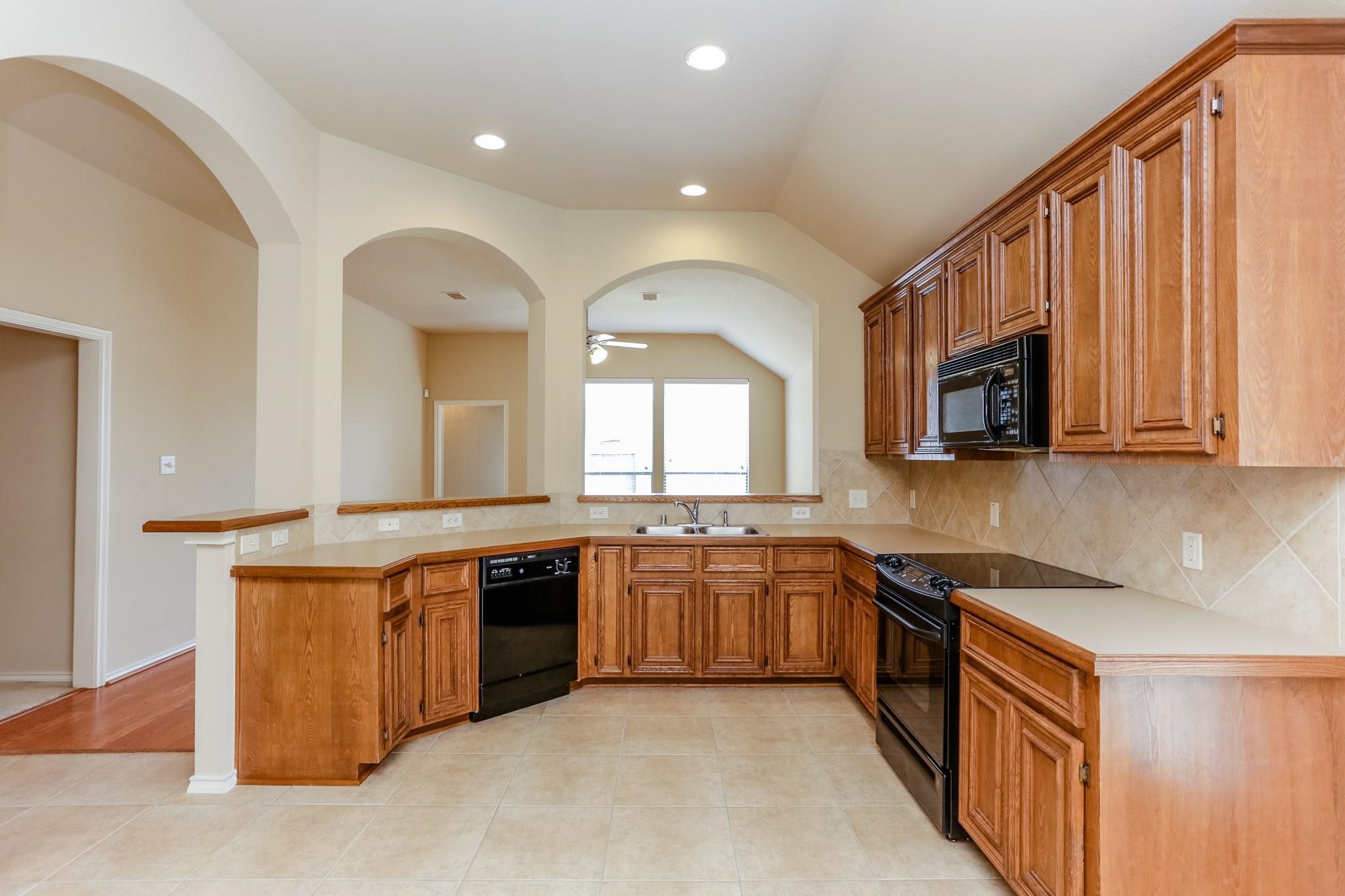 20214 Broad Run Lane Property Photo 4
