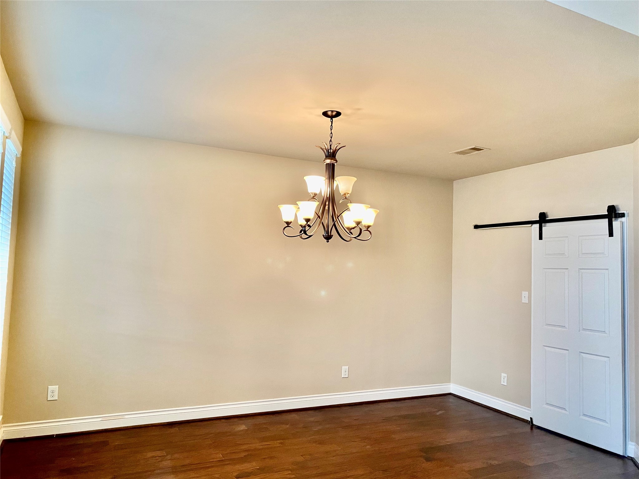 25503 Lockspur Drive Property Photo 5