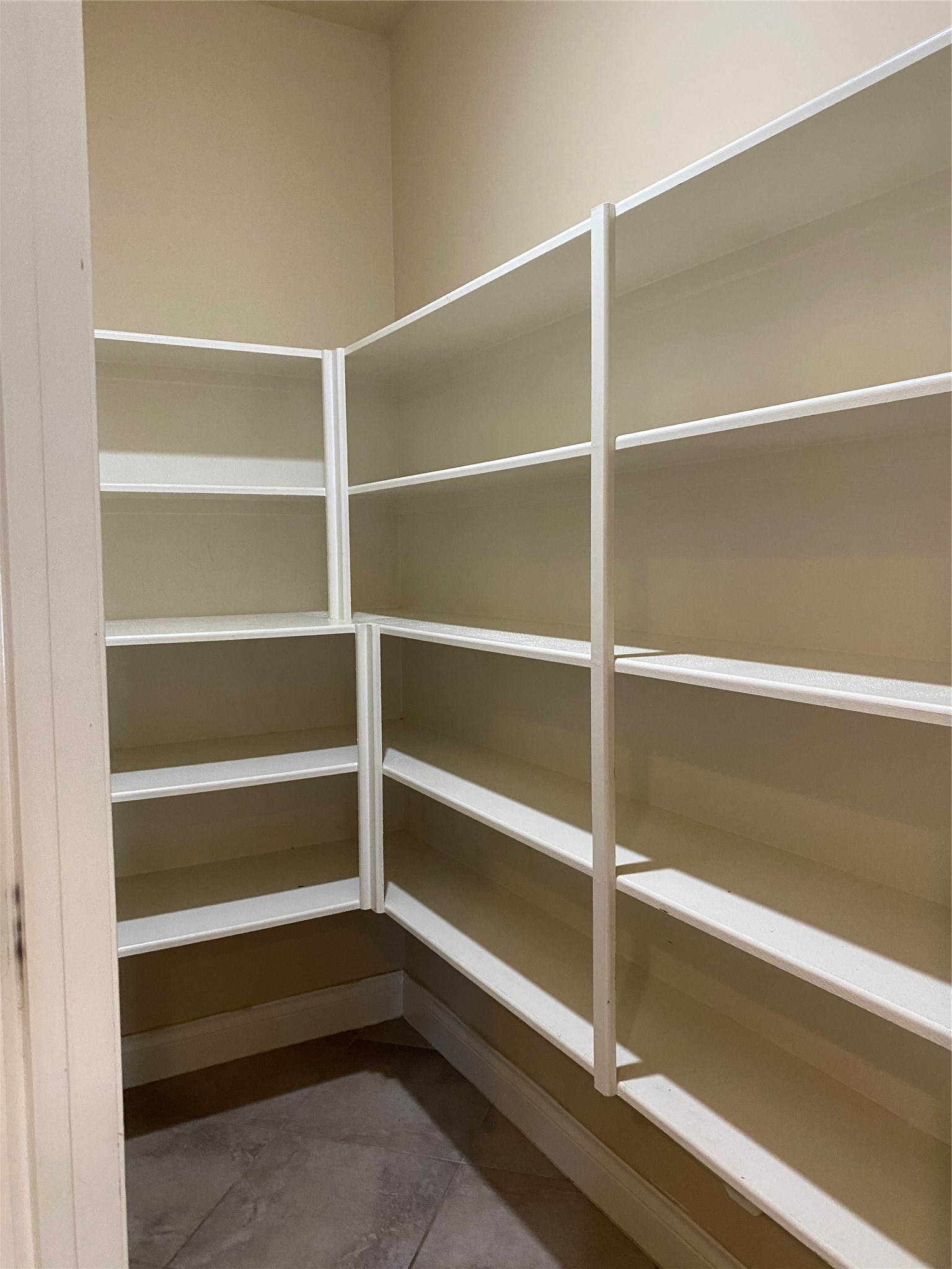 25503 Lockspur Drive Property Photo 14