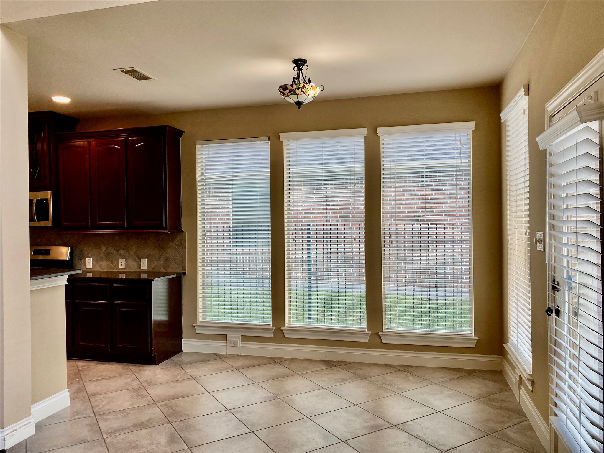 25503 Lockspur Drive Property Photo 15