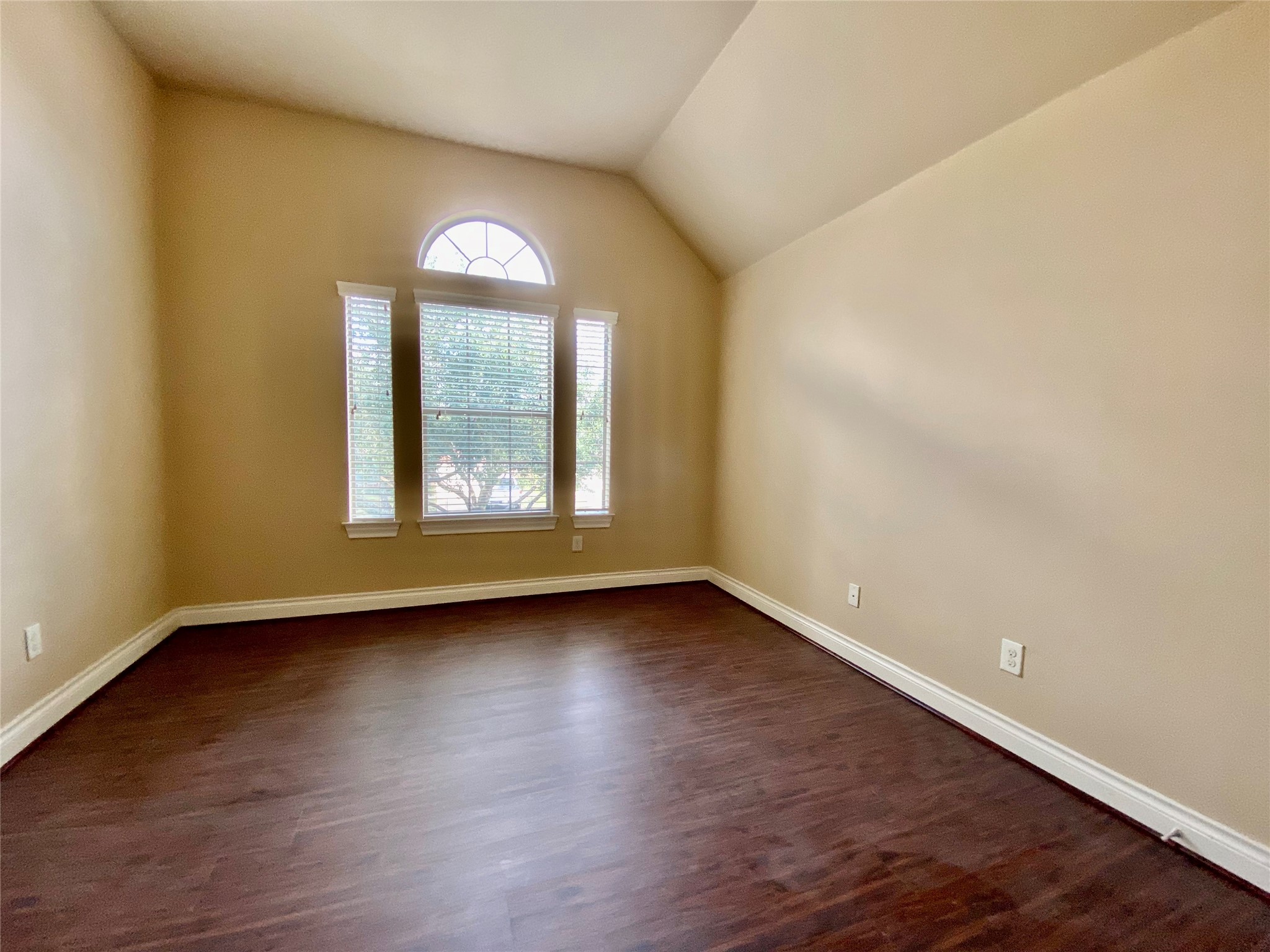 25503 Lockspur Drive Property Photo 32