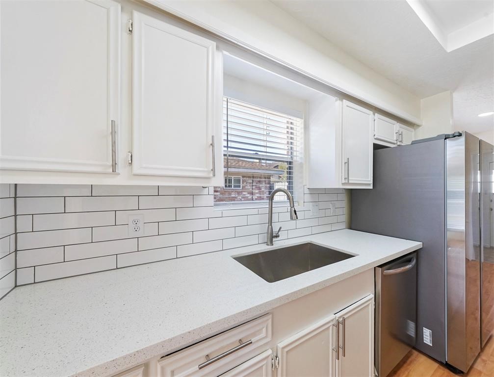 14006 Briarworth Drive Property Photo 6