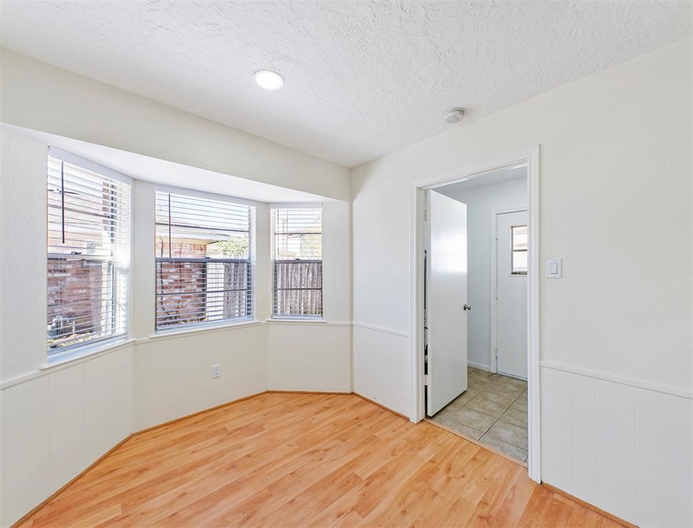 14006 Briarworth Drive Property Photo 11