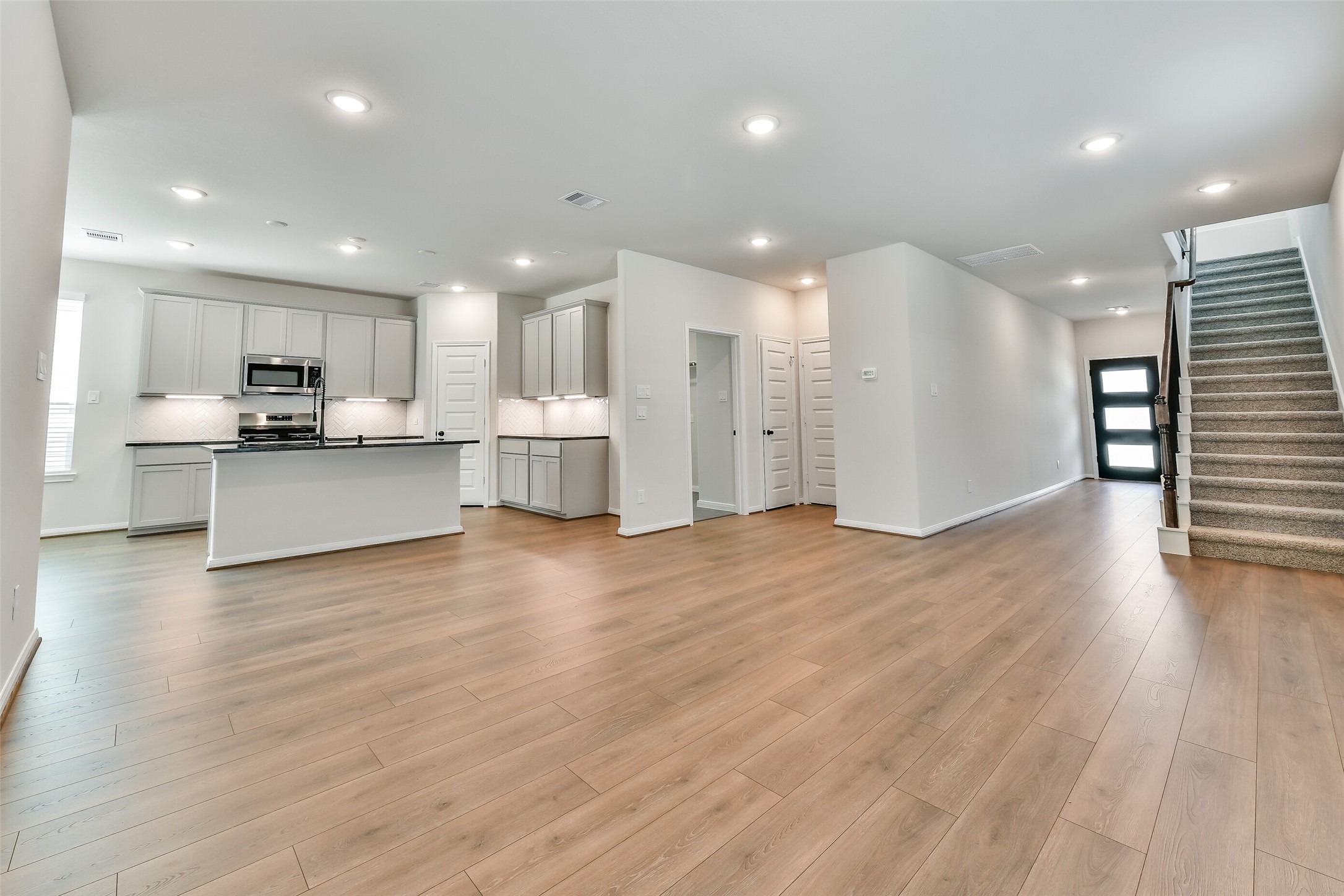 15439 Foresail Lane Property Photo 6