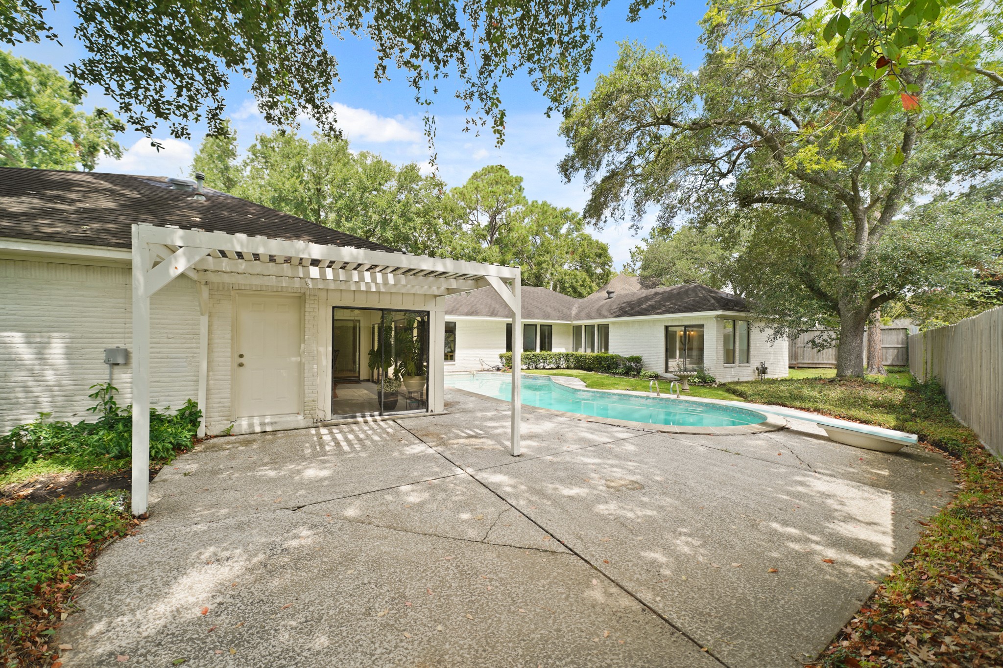 15722 Falmouth Drive Property Photo 35