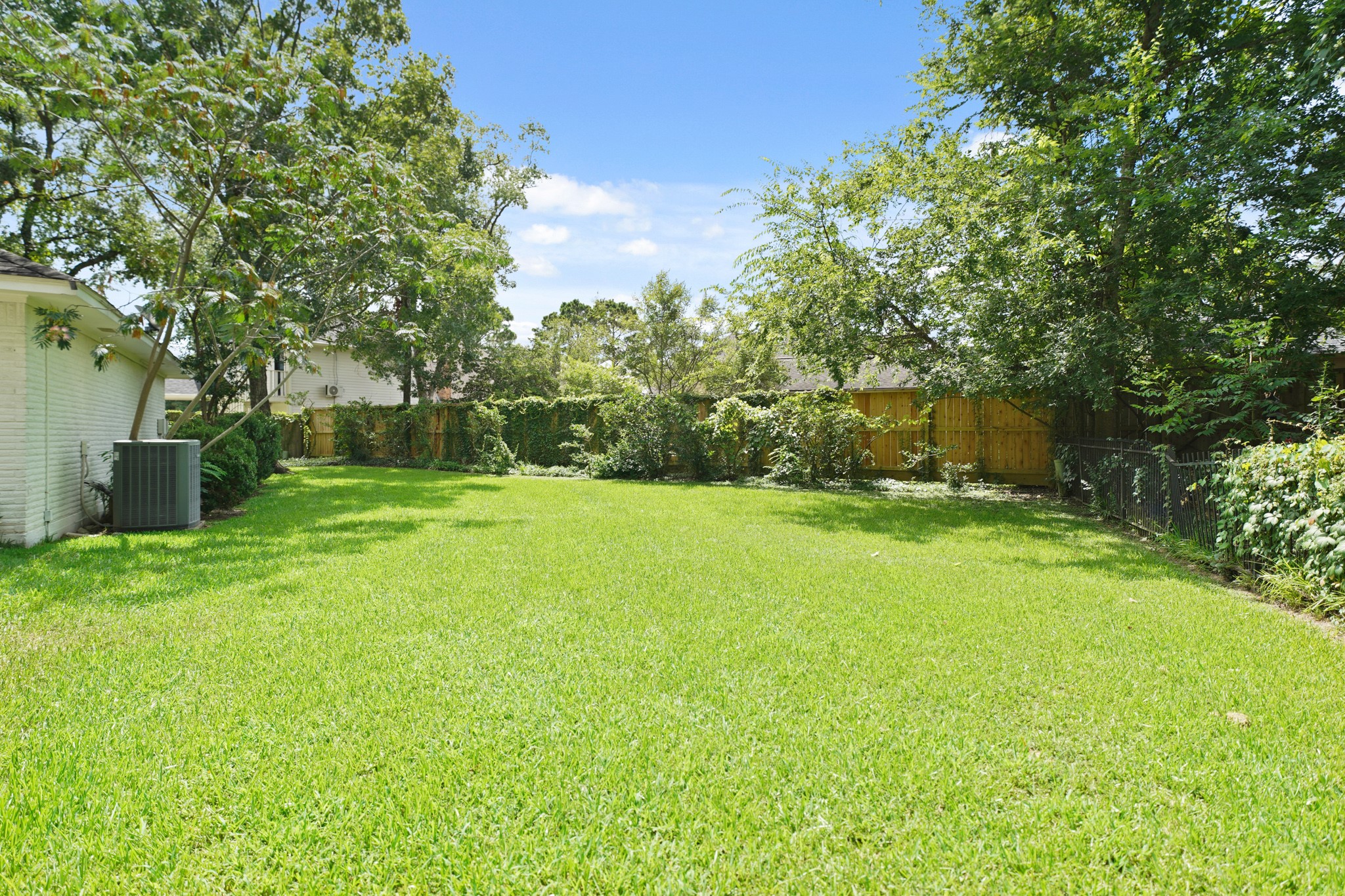 15722 Falmouth Drive Property Photo 36