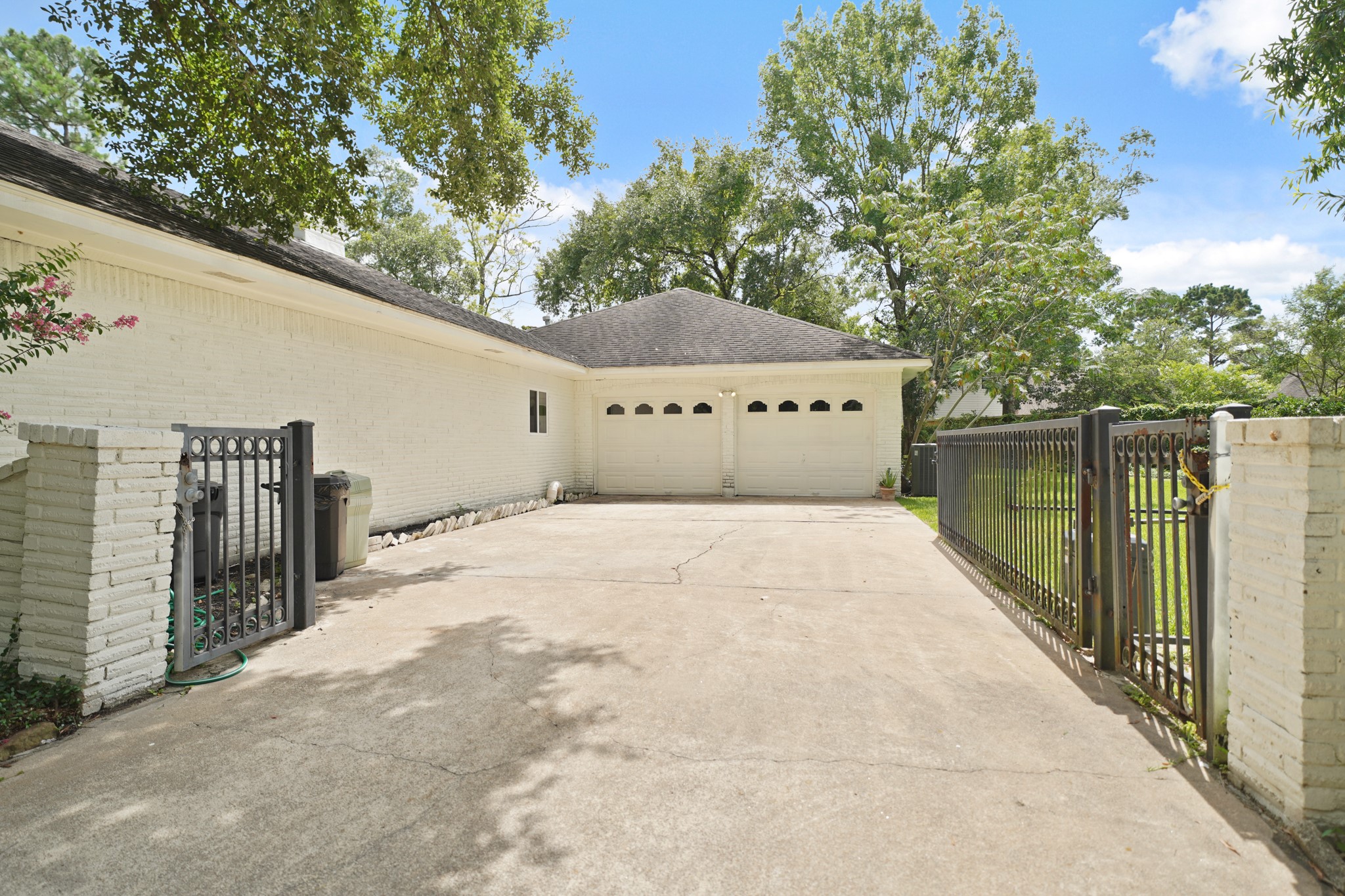 15722 Falmouth Drive Property Photo 39